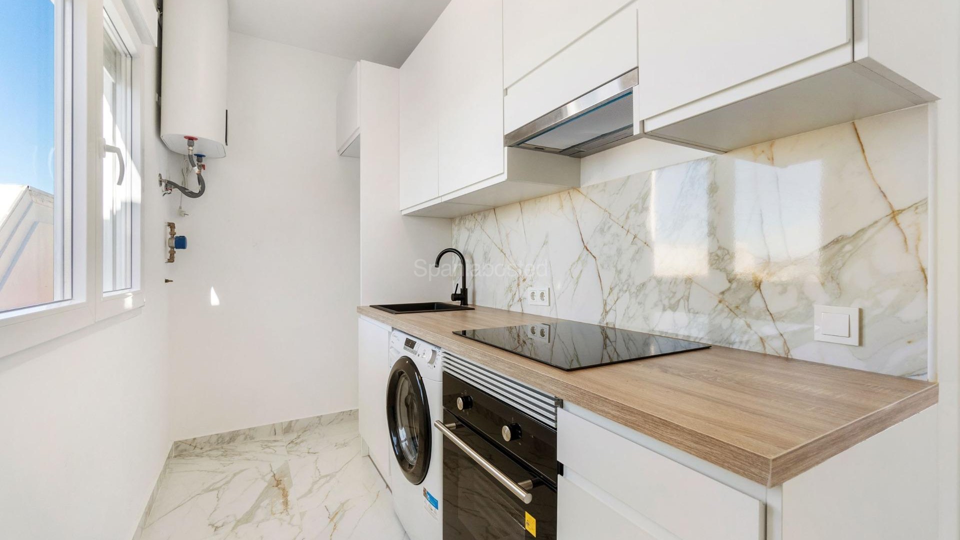 Resale - Villa -
Torrevieja - El chaparral