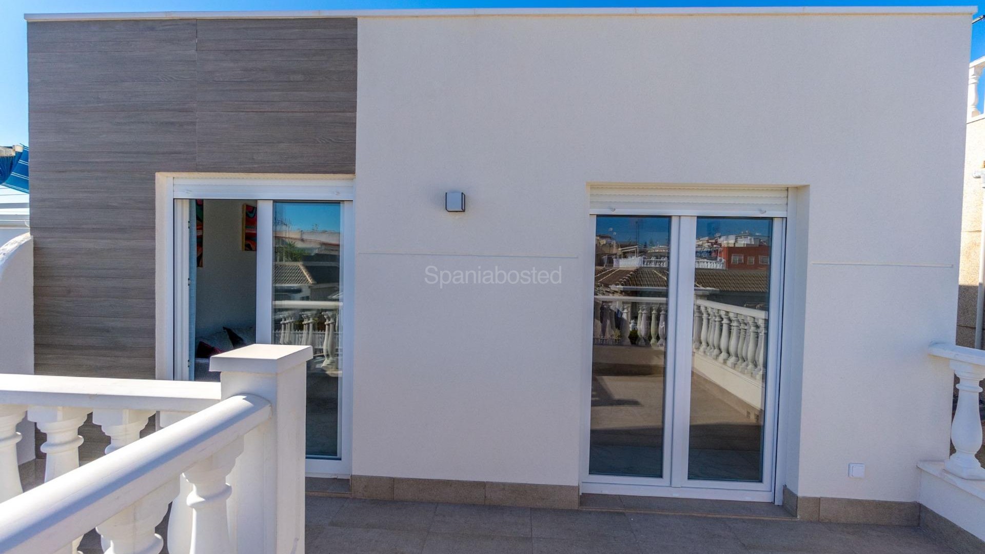 Resale - Villa -
Torrevieja - El chaparral