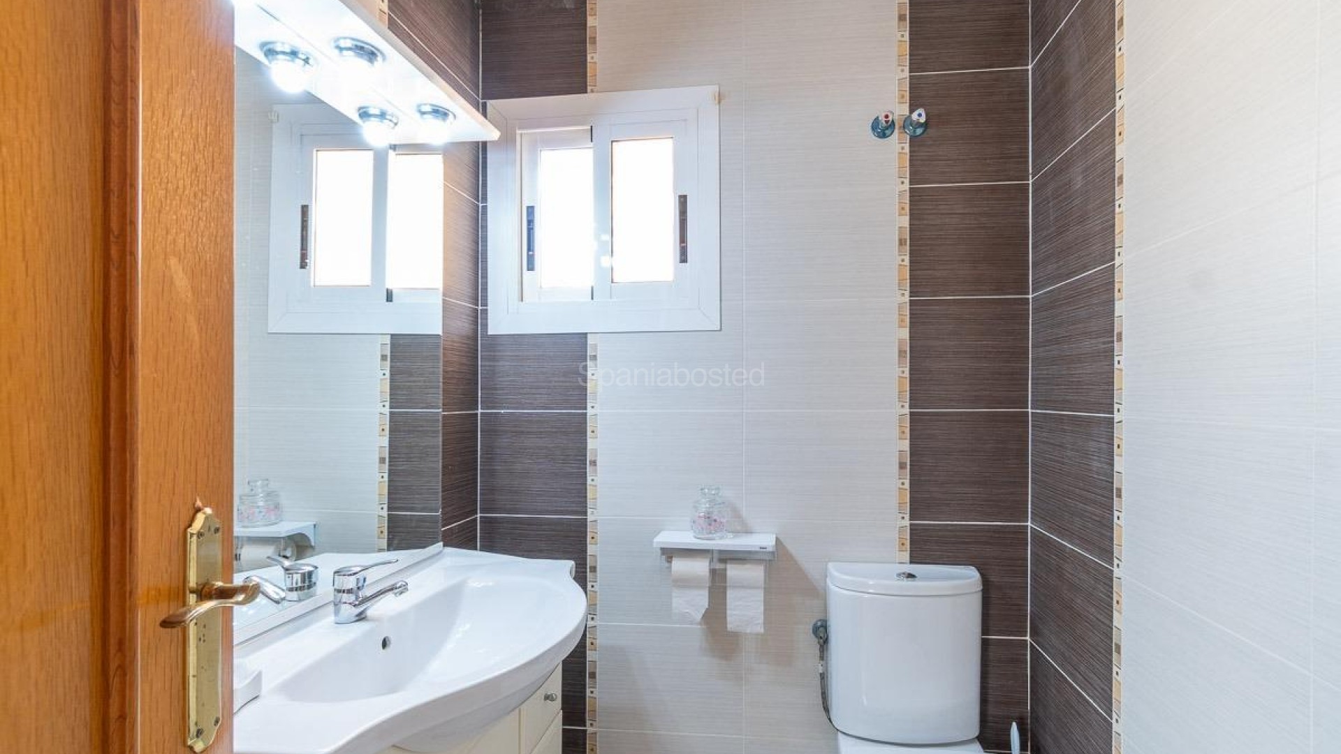 Resale - Villa -
Torrevieja - La Mata