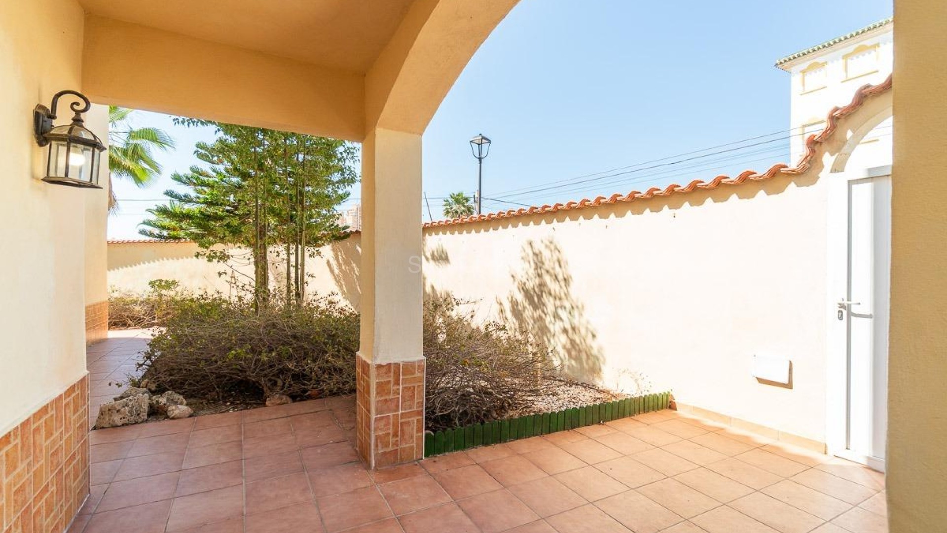 Resale - Villa -
Torrevieja - La Mata