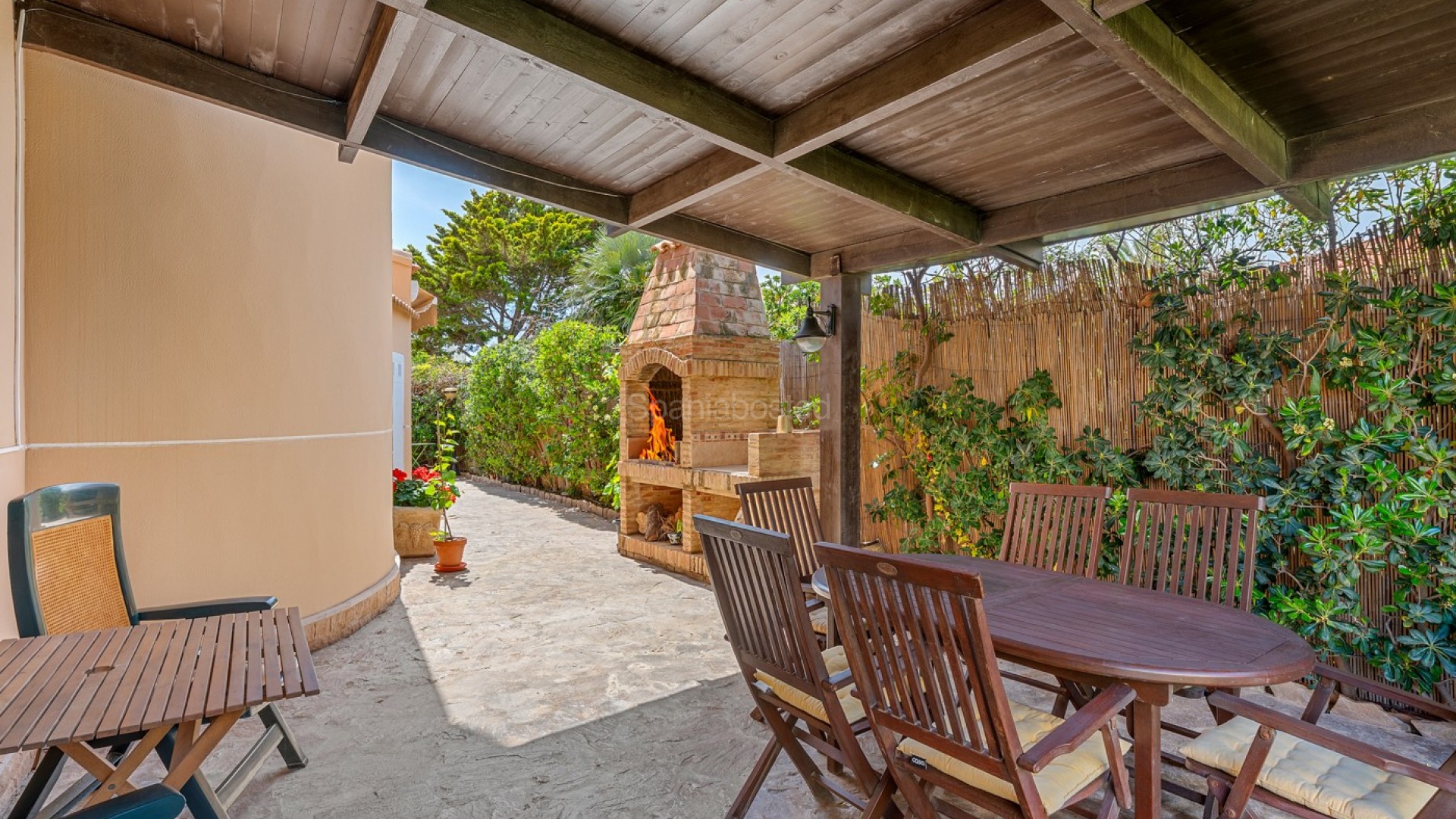 Resale - Villa -
Torrevieja - La Mata