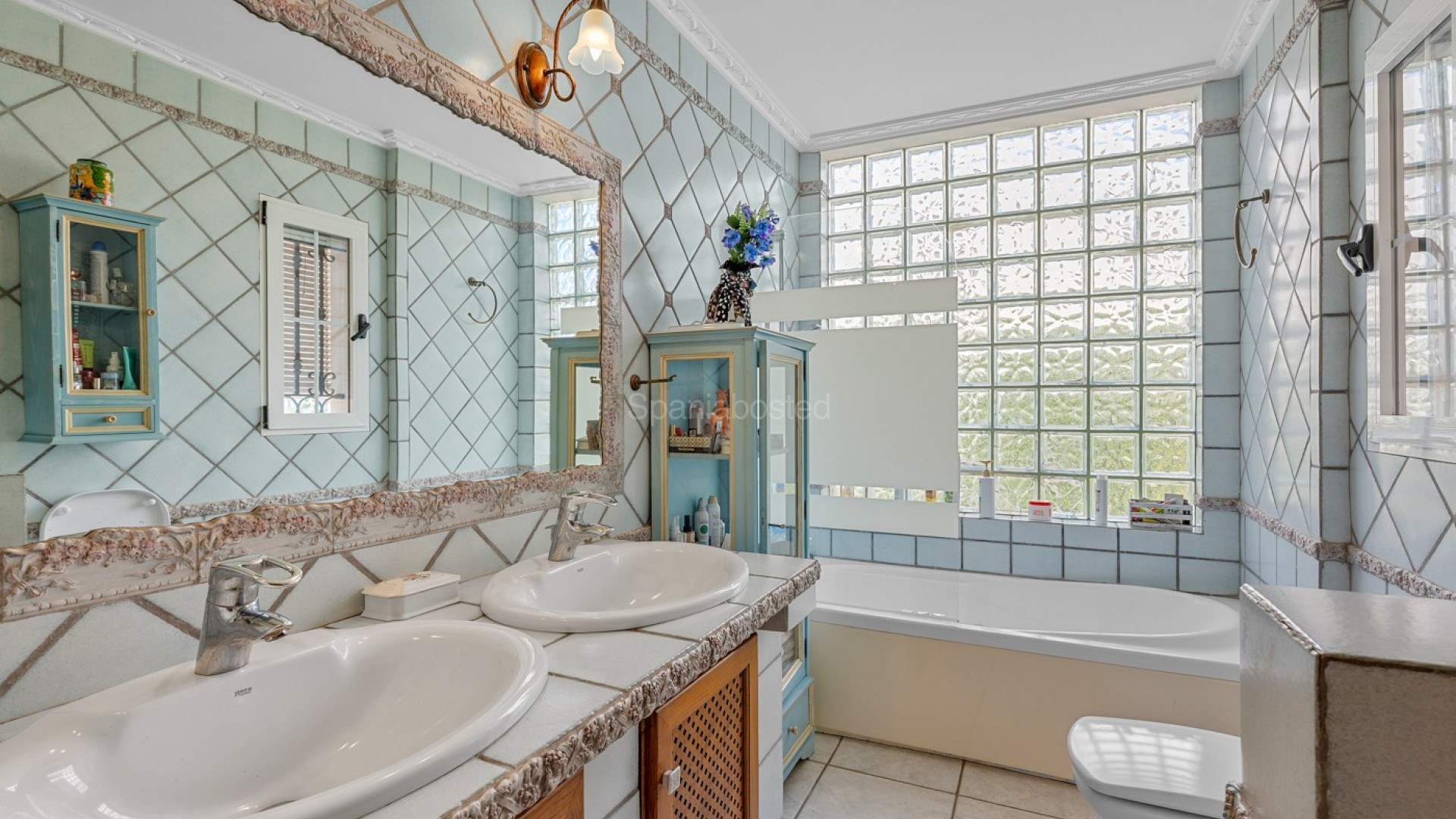 Resale - Villa -
Torrevieja - La Mata