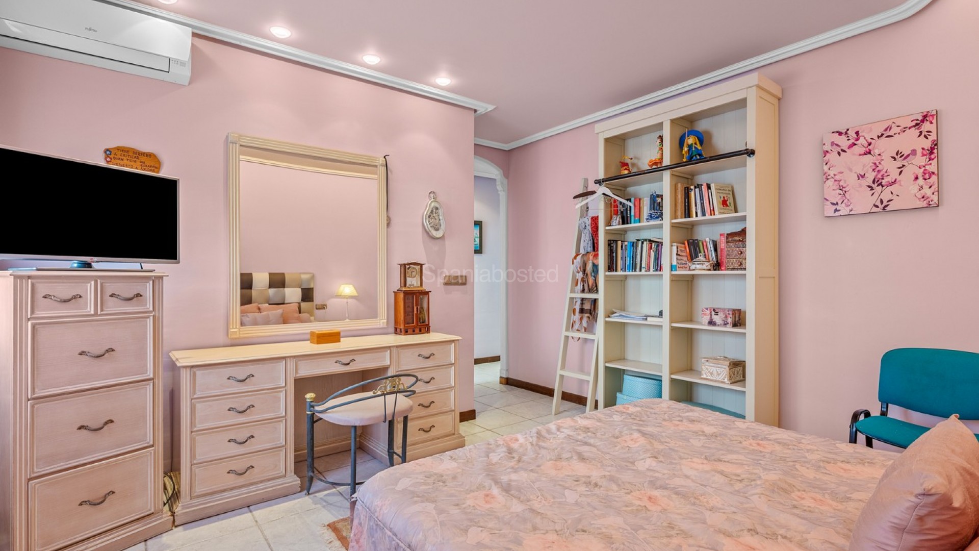 Resale - Villa -
Torrevieja - La Mata