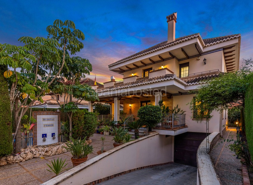 Resale - Villa -
Torrevieja - La Veleta