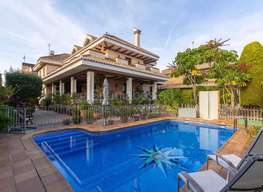 Resale - Villa -
Torrevieja - La Veleta