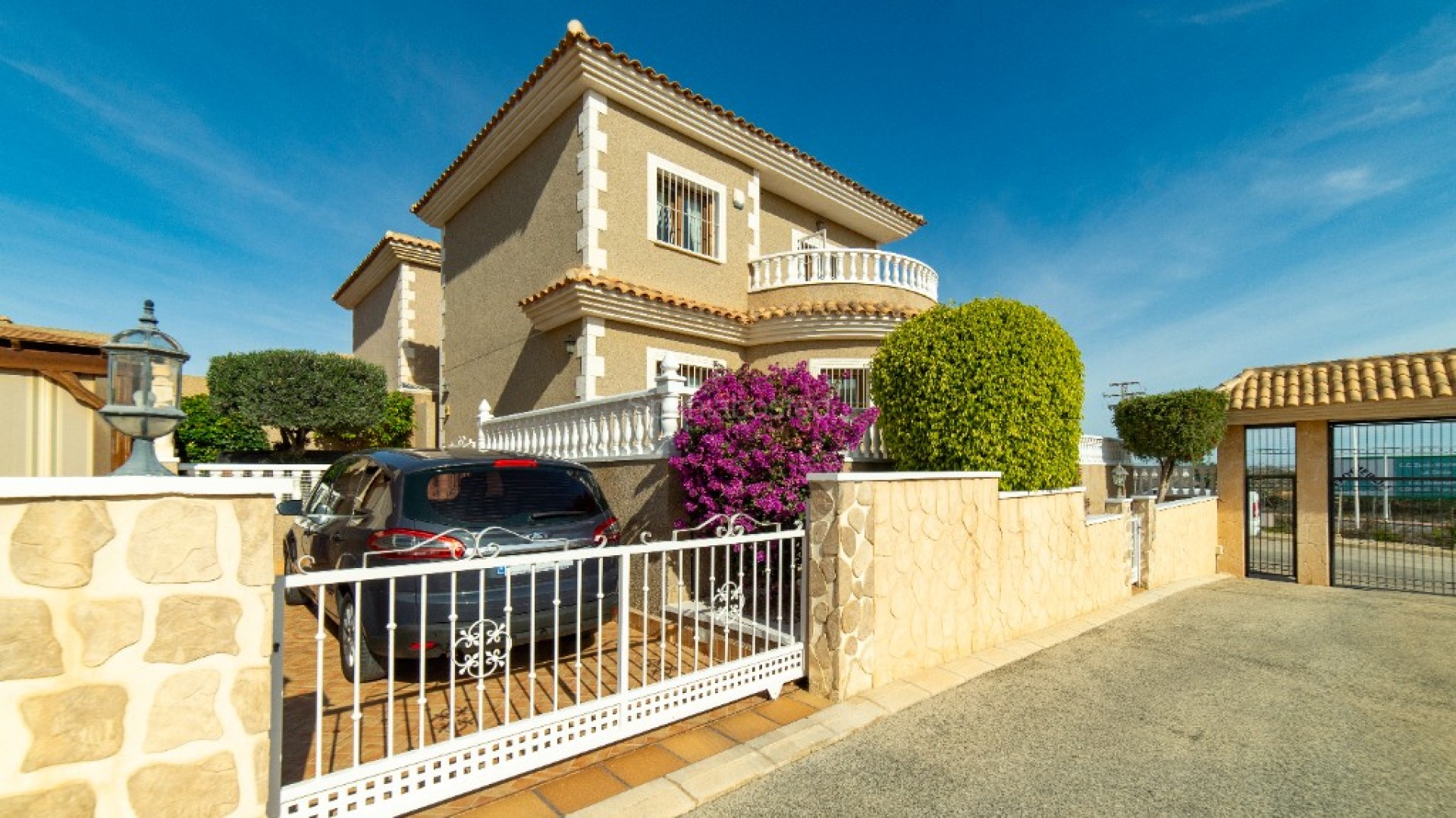 Resale - Villa -
Torrevieja - Los Altos