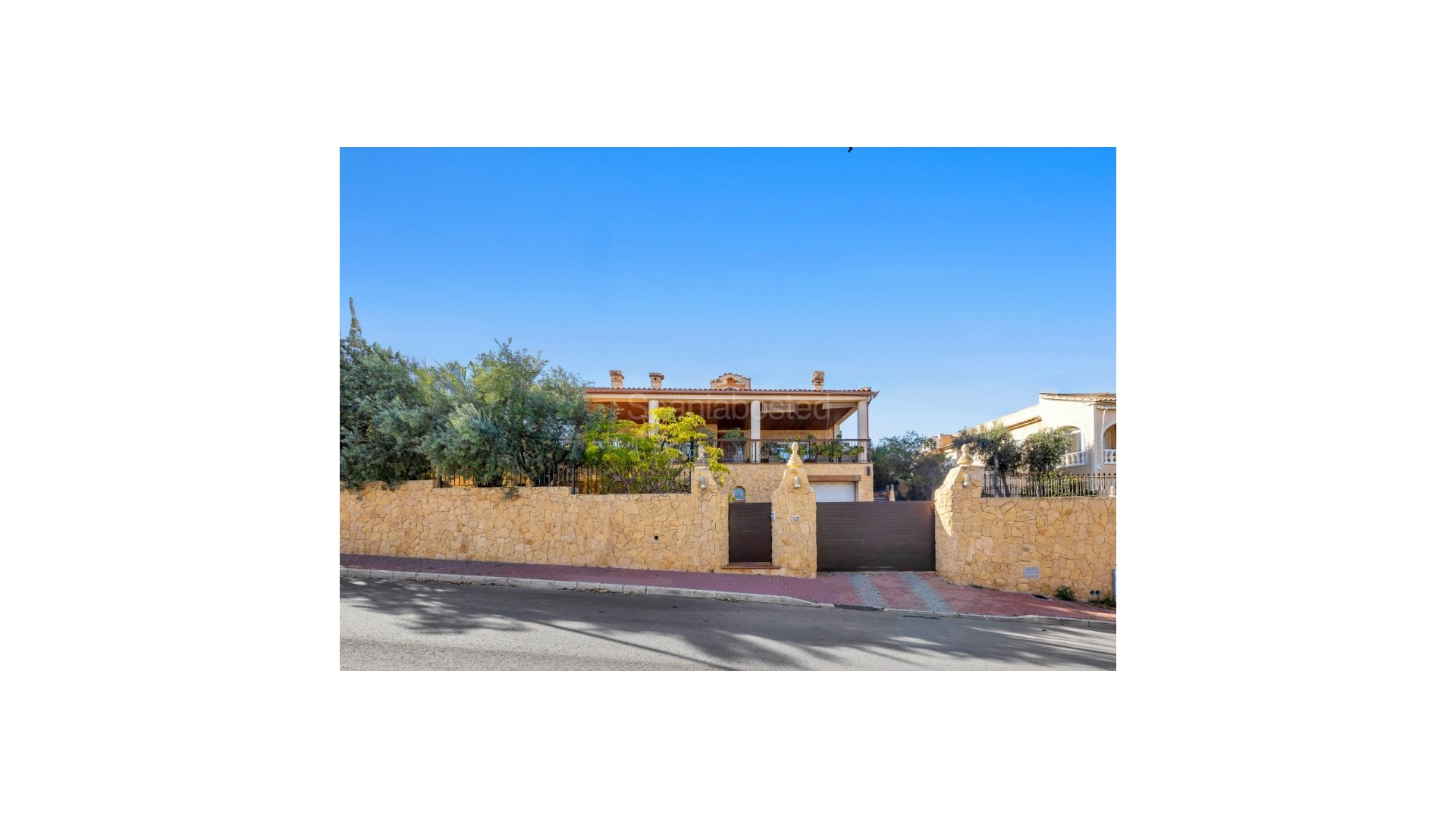 Resale - Villa -
Torrevieja - Los Altos