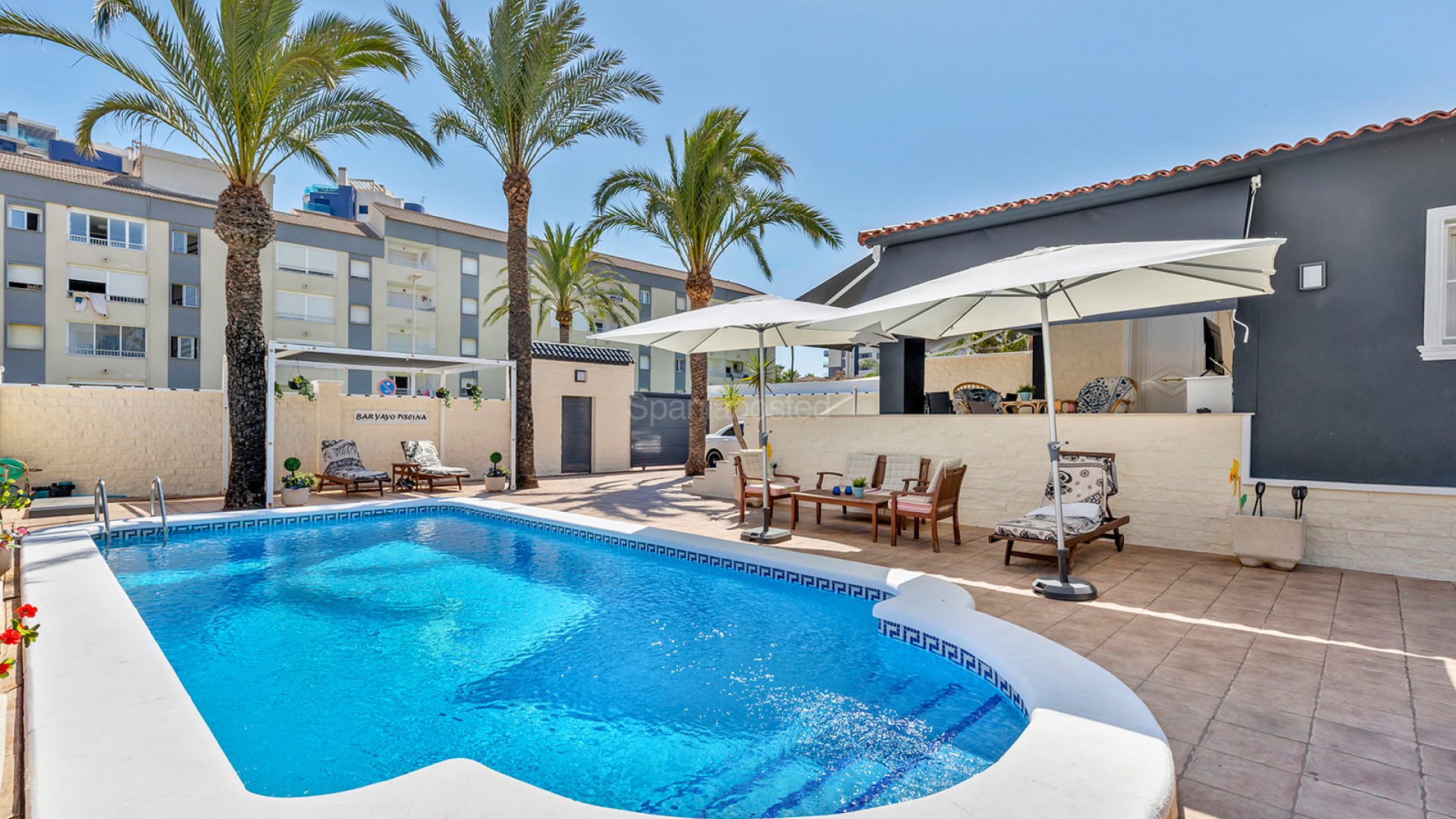 Resale - Villa -
Torrevieja - Rocio del Mar