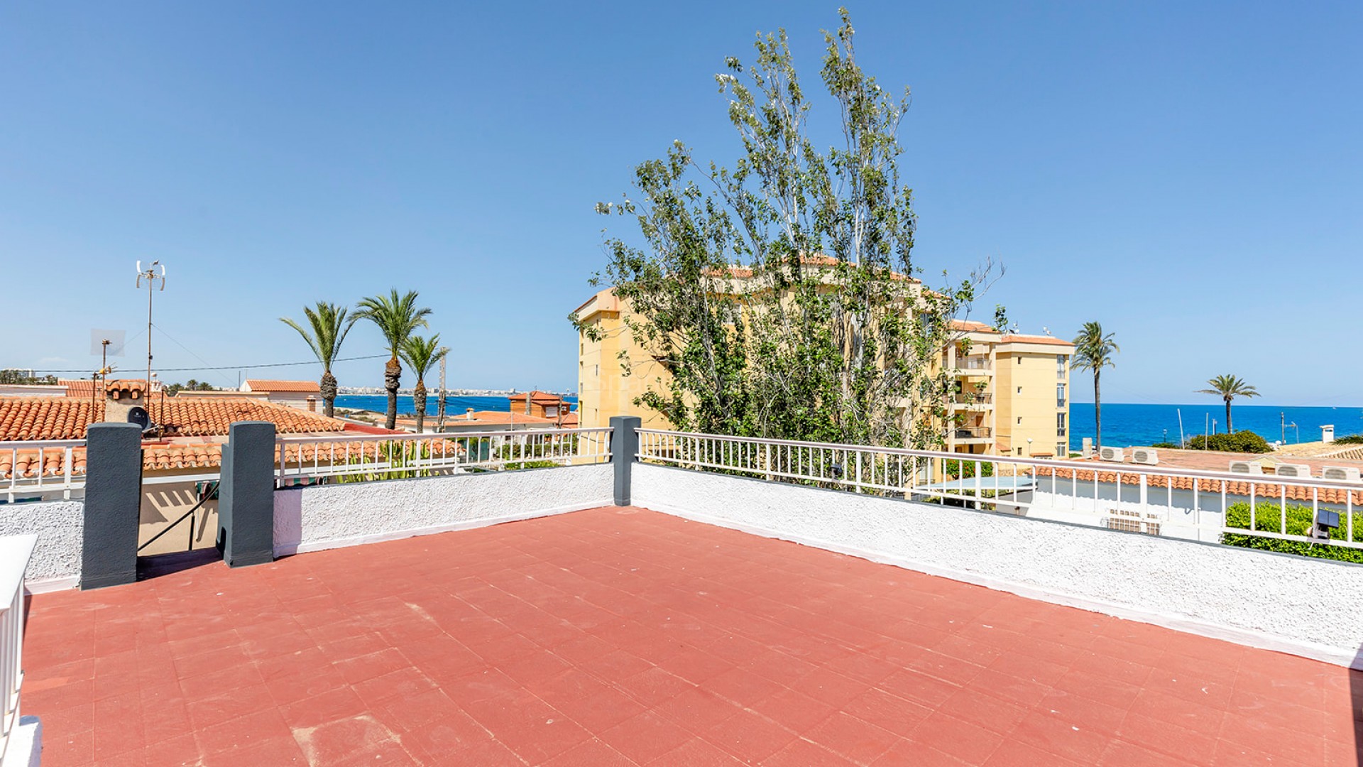 Resale - Villa -
Torrevieja - Rocio del Mar