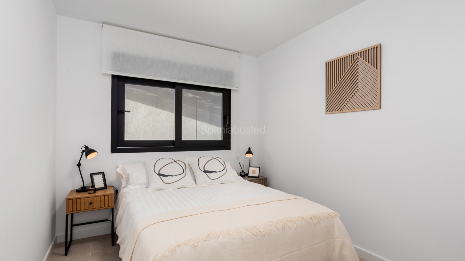 Resale - Villa -
Torrevieja