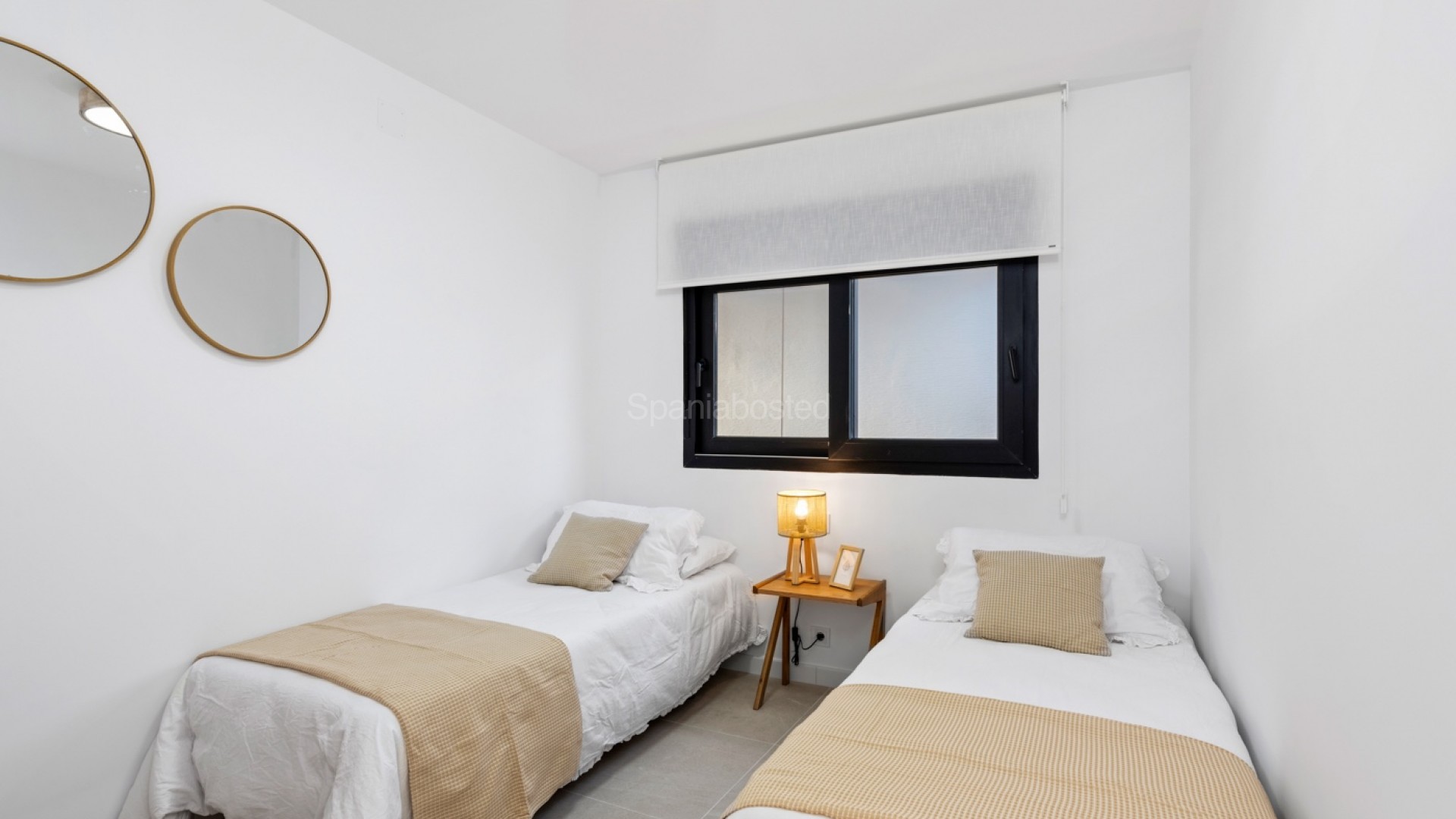 Resale - Villa -
Torrevieja