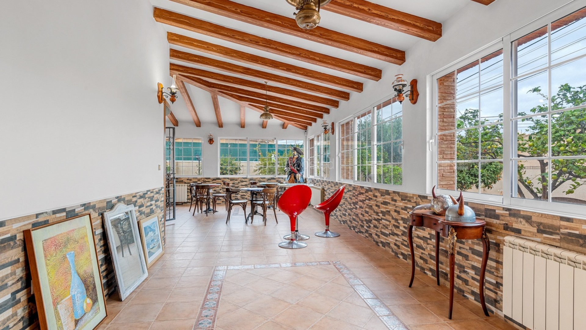 Resale - Villa -
Torrevieja