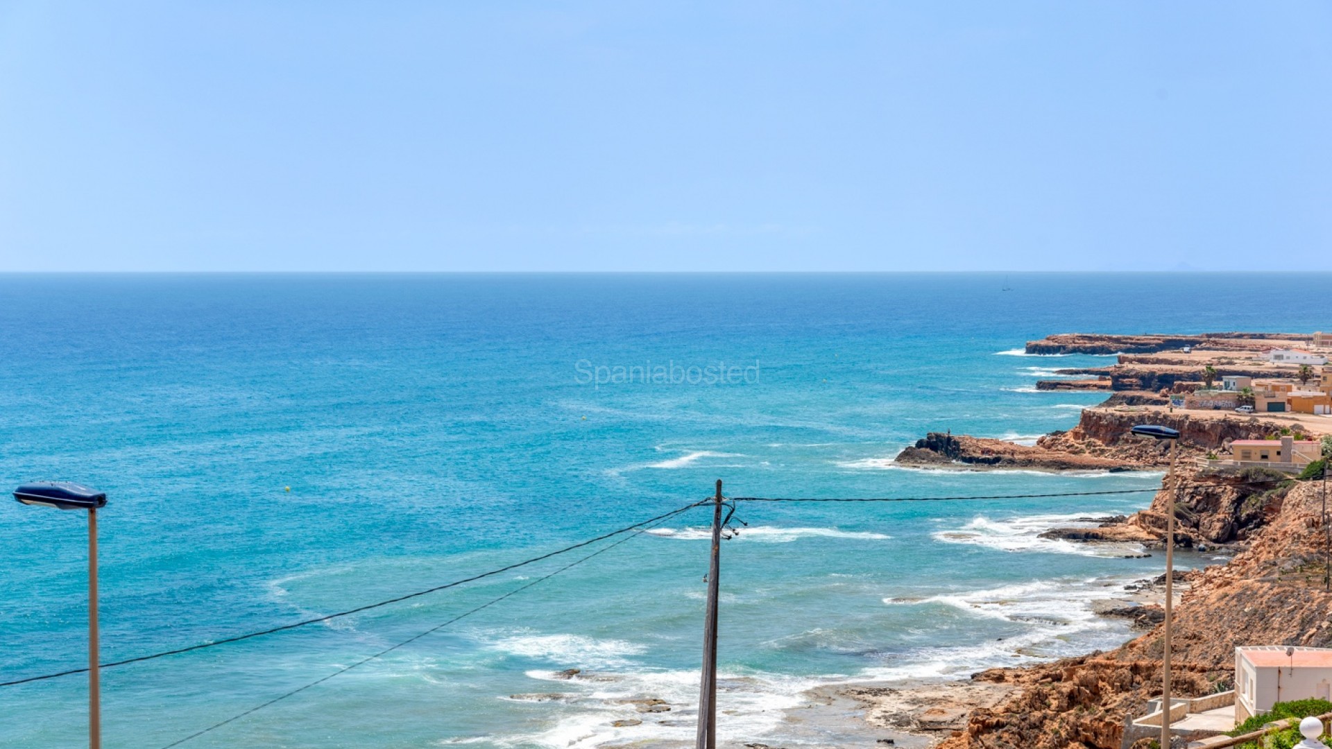 Resale - Villa -
Torrevieja