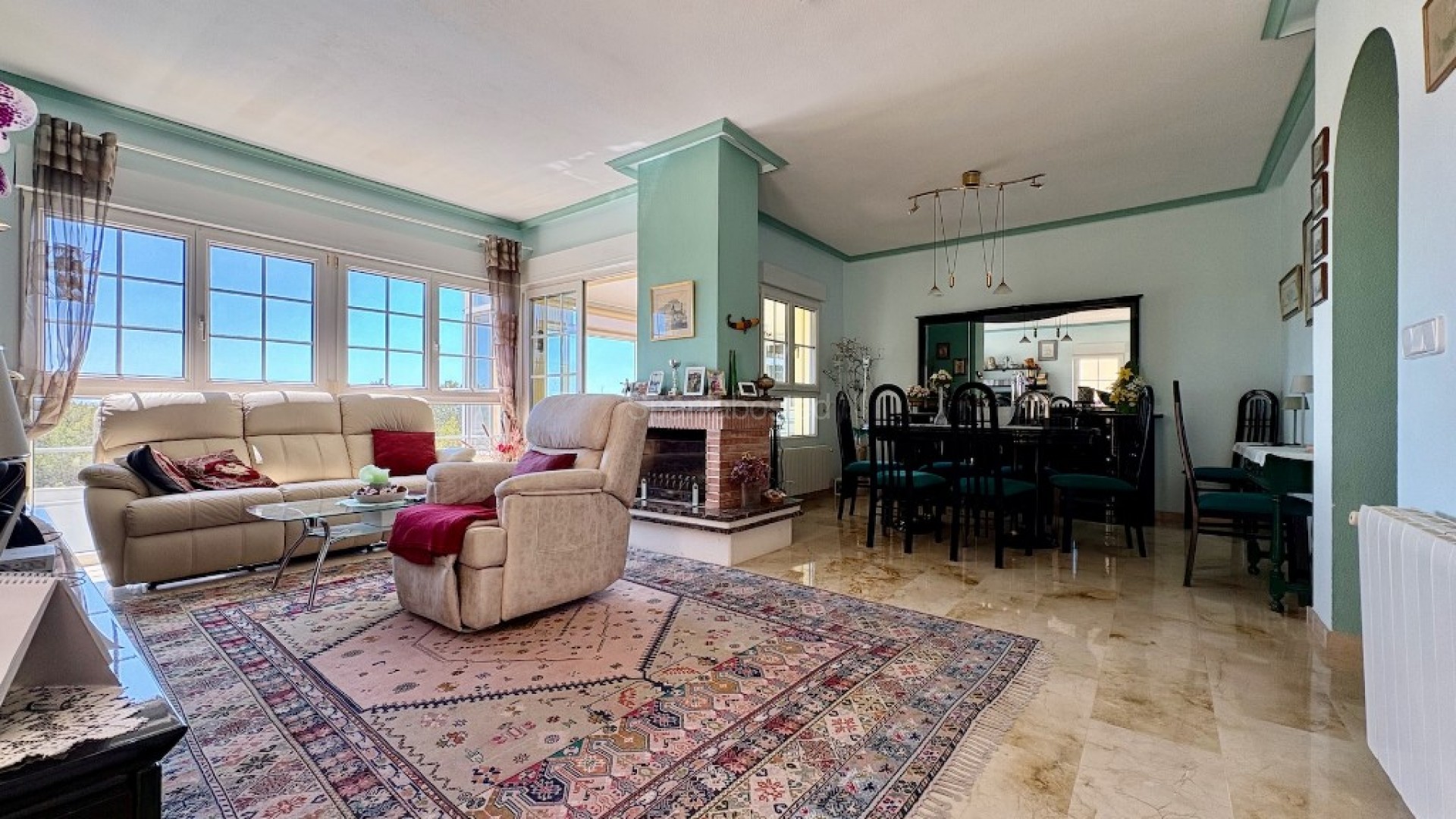 Resale - Villa -
Villamartín - Villamartin