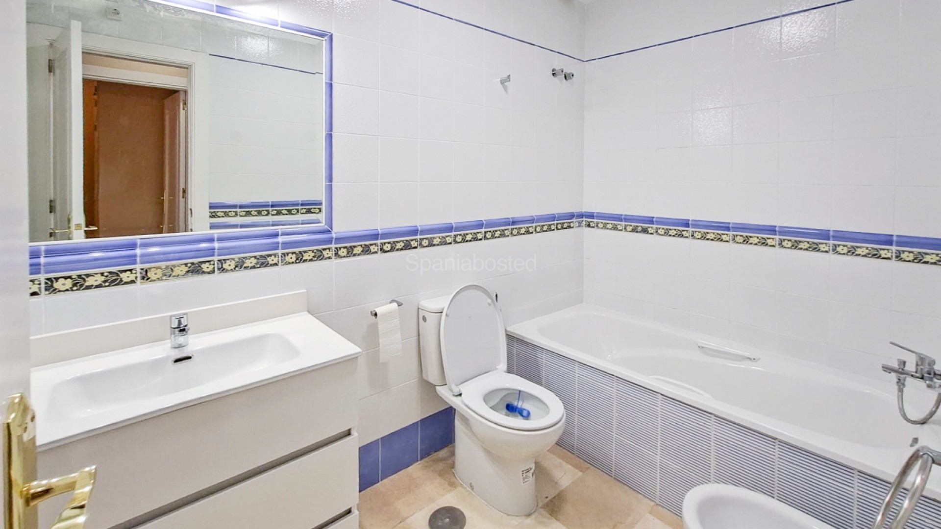 Resale - Villa -
Villamartín - Villamartin