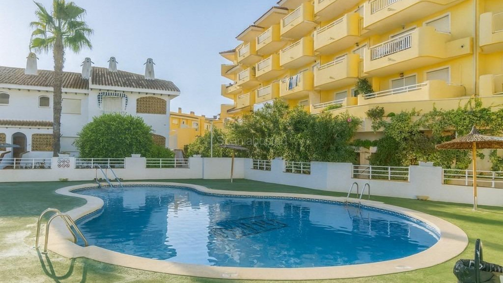 Segunda mano - Adosado -
Dehesa de campoamor - Campoamor