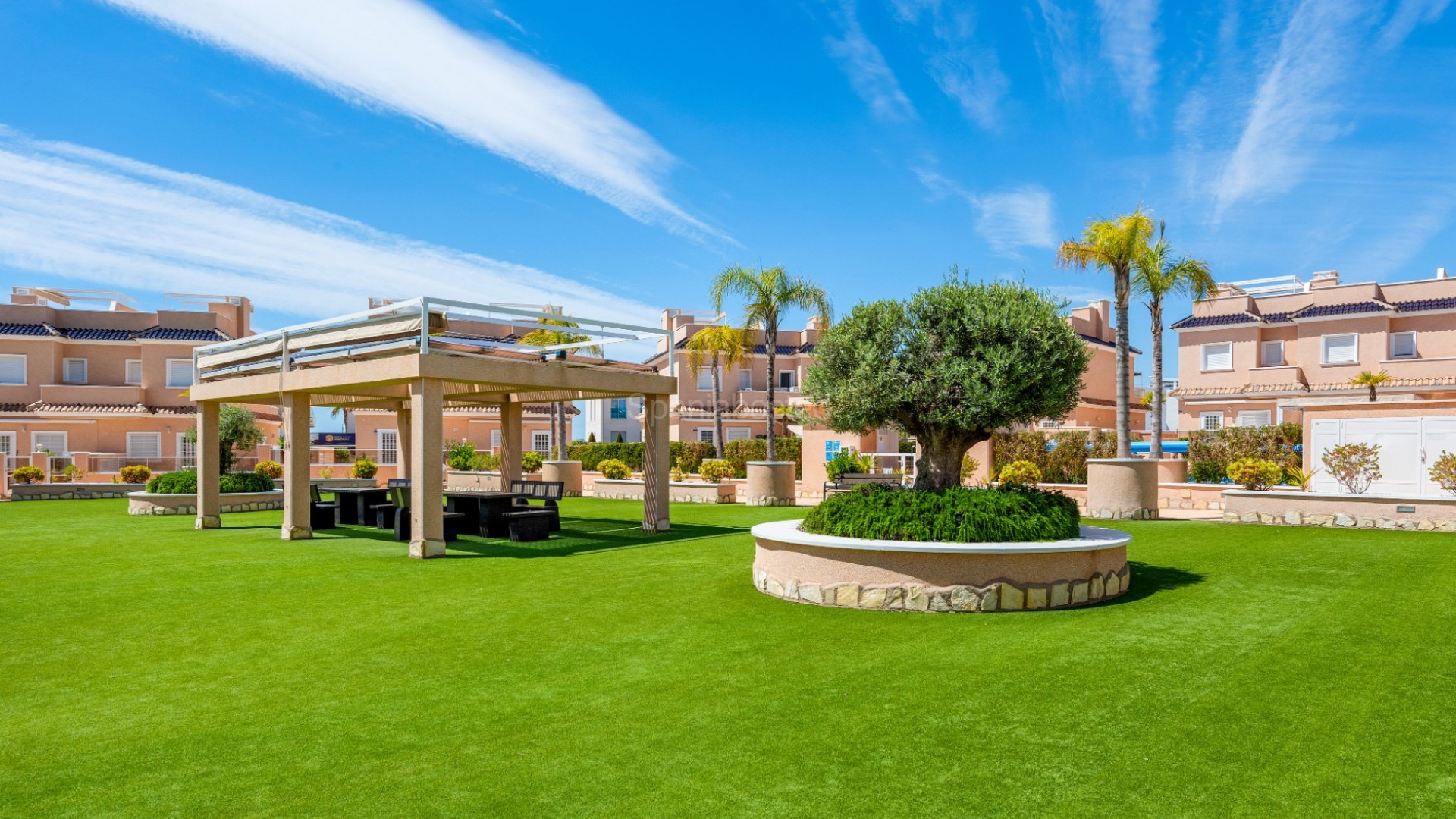 Segunda mano - Adosado -
Lomas de Cabo Roig