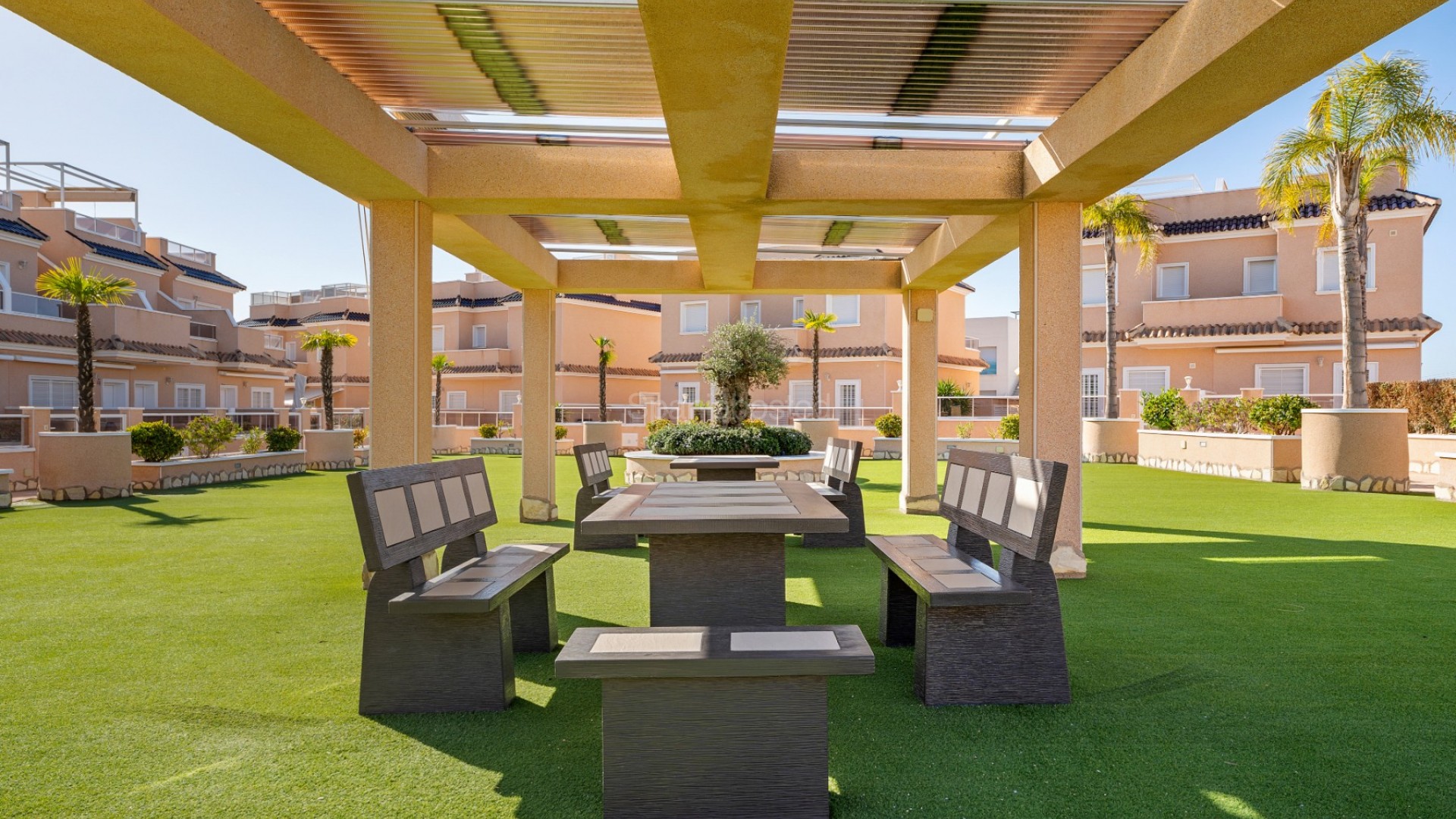 Segunda mano - Adosado -
Lomas de Cabo Roig