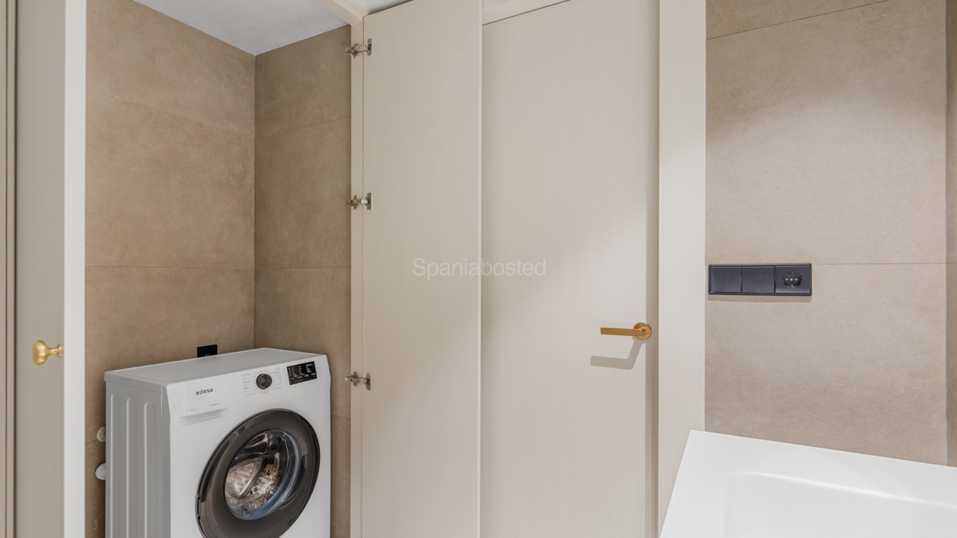 Segunda mano - Apartamento -
Alicante