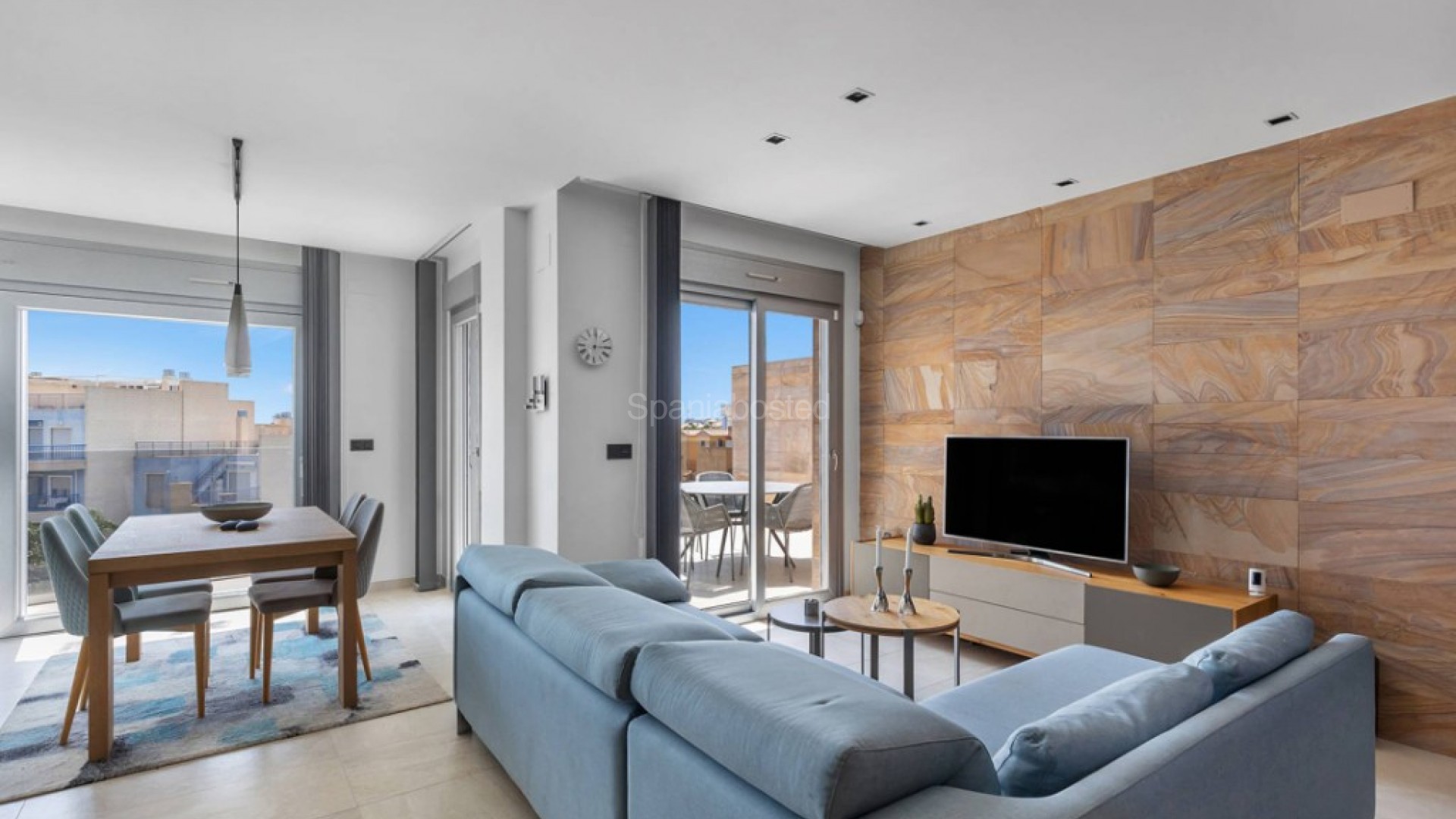 Segunda mano - Apartamento -
Cabo Roig