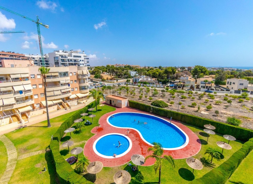 Segunda mano - Apartamento -
Dehesa de campoamor - Campoamor