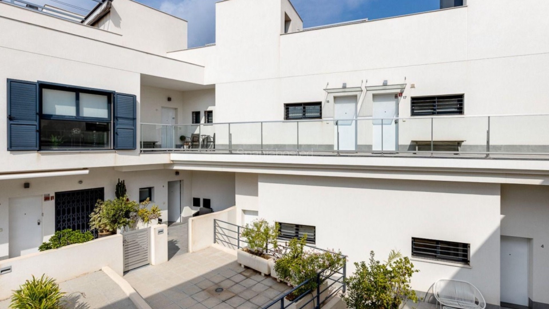 Segunda mano - Apartamento -
La Mata