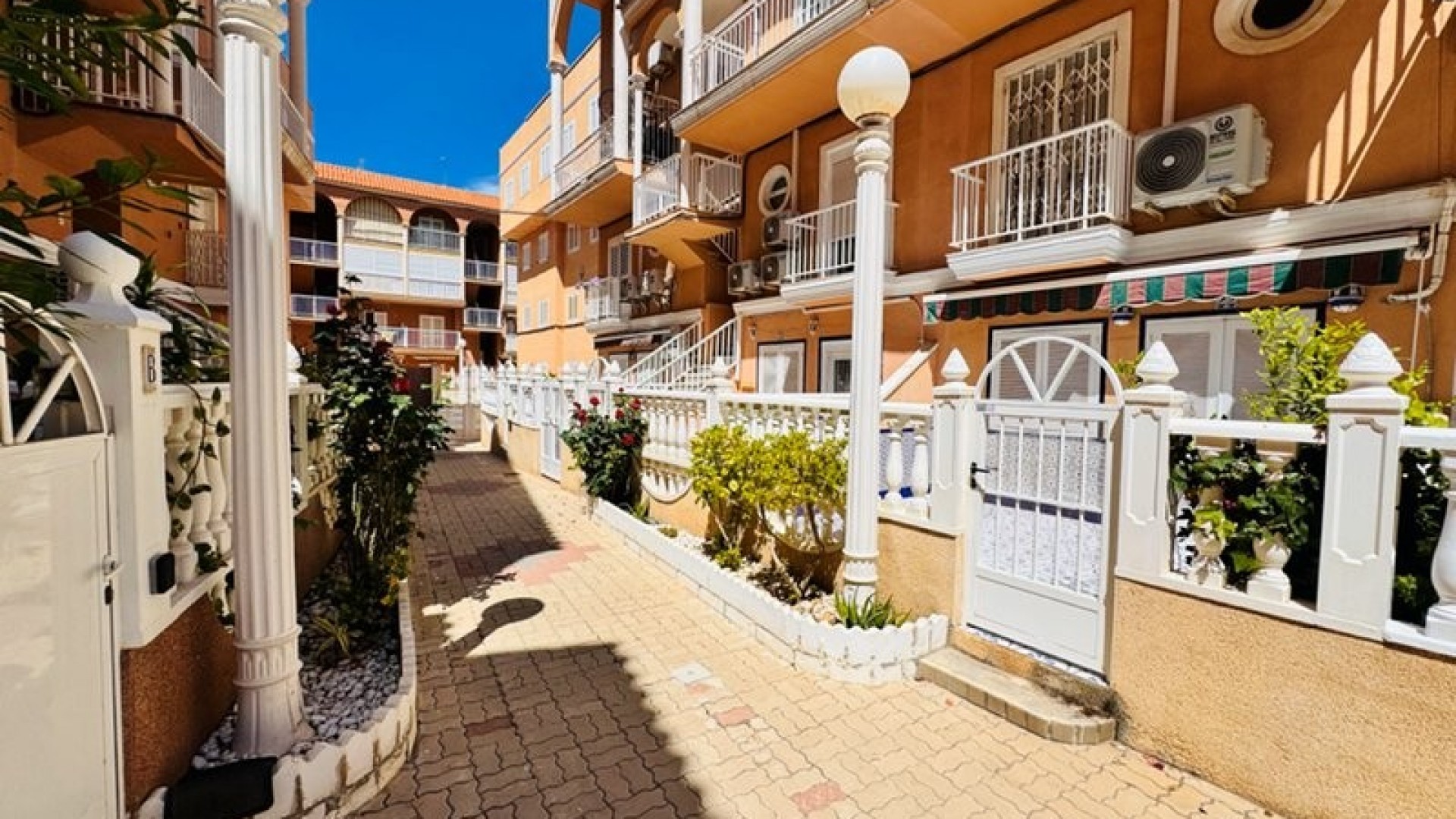 Segunda mano - Apartamento -
La Mata