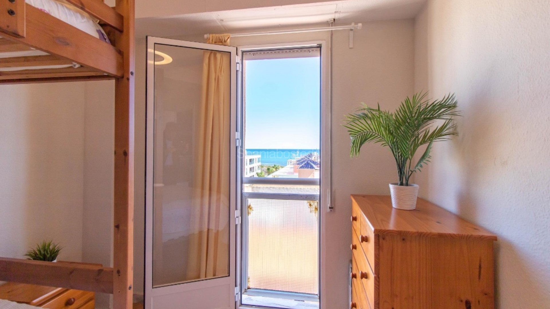 Segunda mano - Apartamento -
La Mata