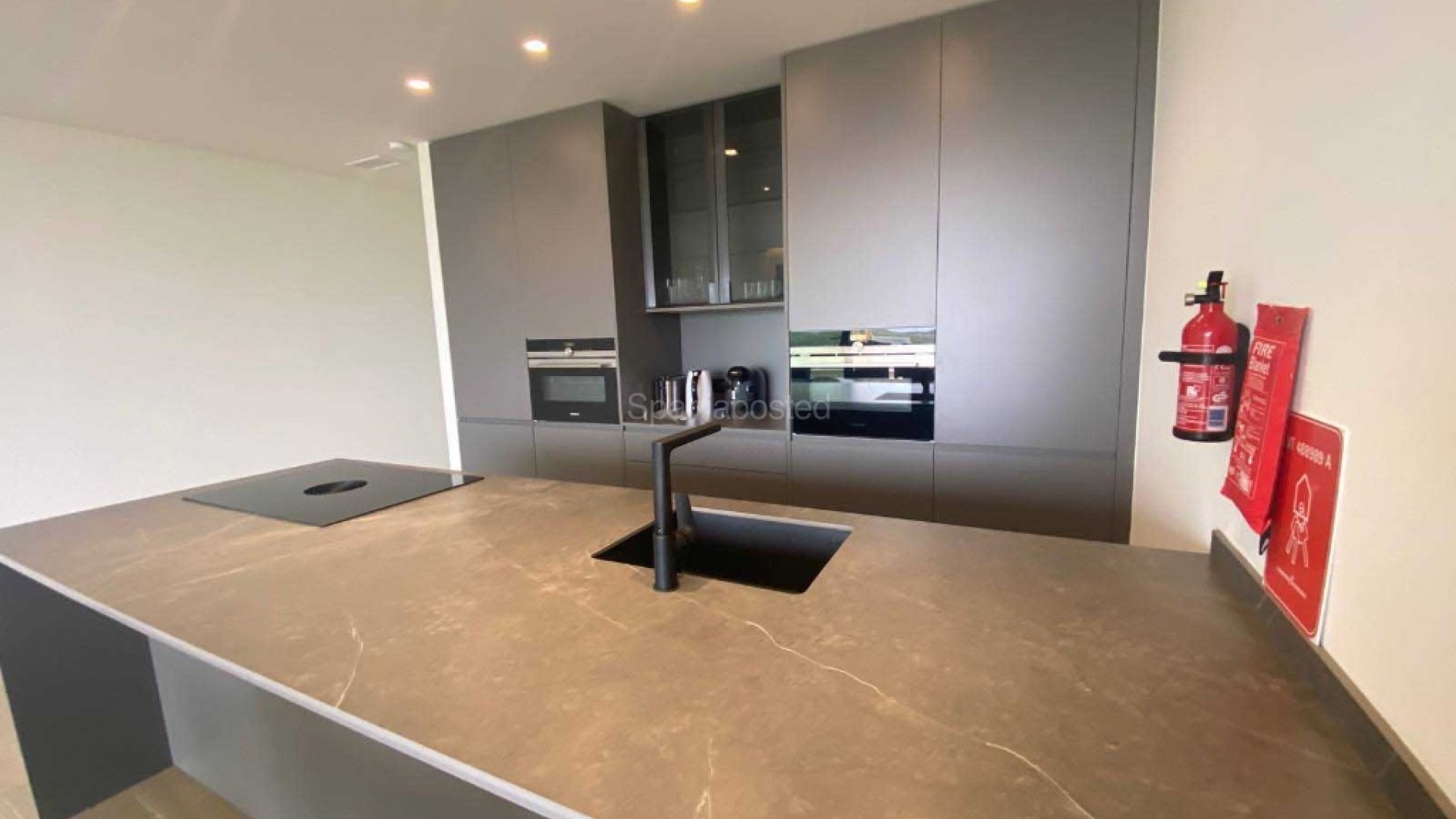 Segunda mano - Apartamento -
Las Colinas - Las Colinas Golf