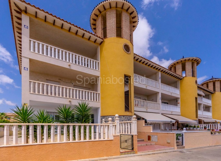 Segunda mano - Apartamento -
Orihuela Costa - Lomas de Cabo Roig