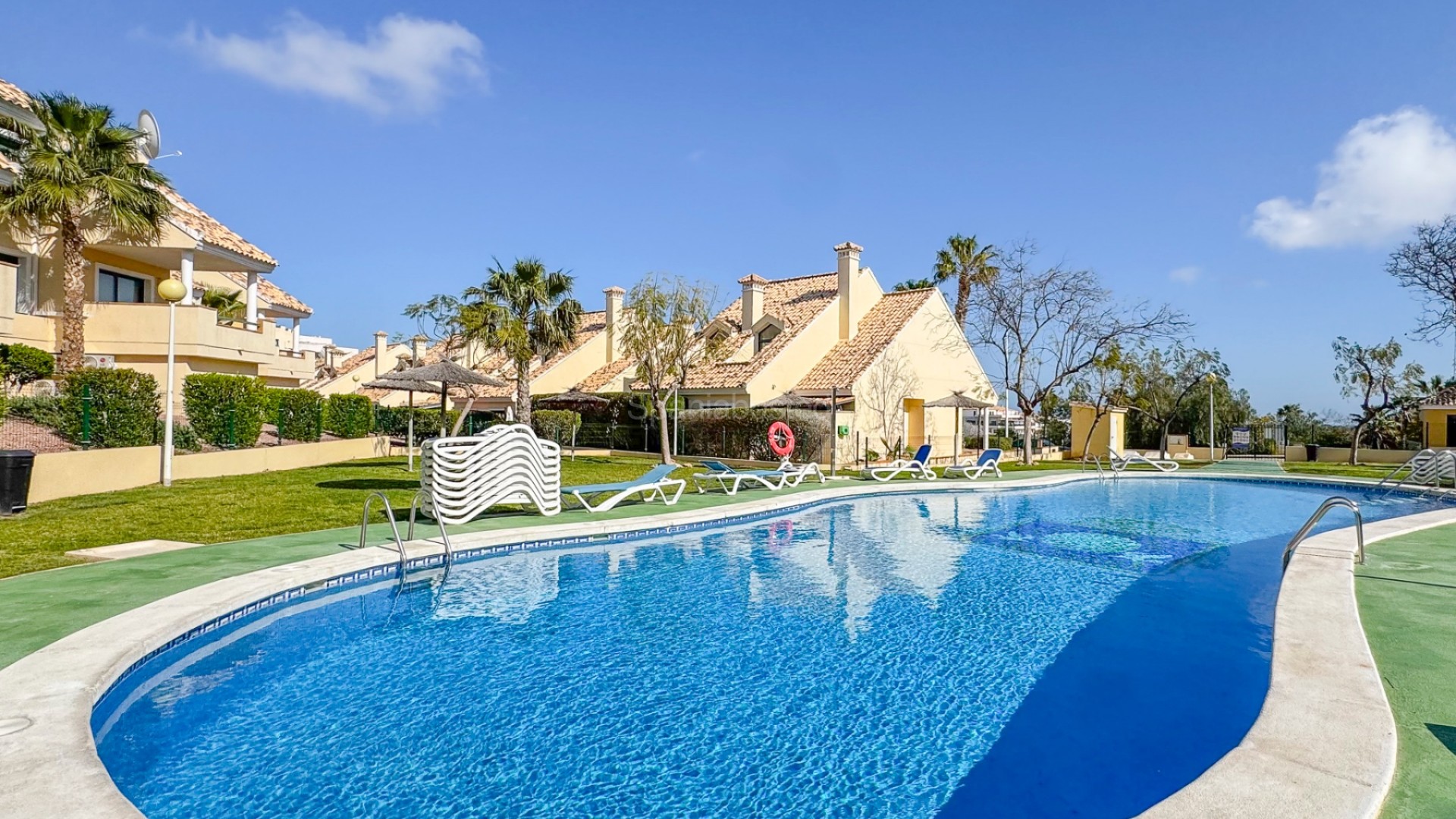 Segunda mano - Apartamento -
Orihuela Costa - Lomas de Campoamor