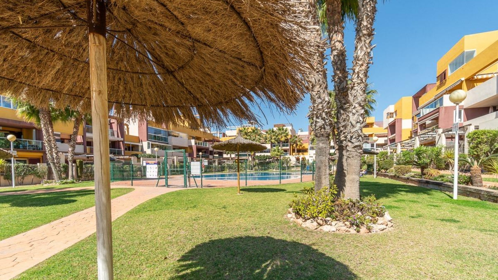 Segunda mano - Apartamento -
Orihuela Costa - Playa Flamenca