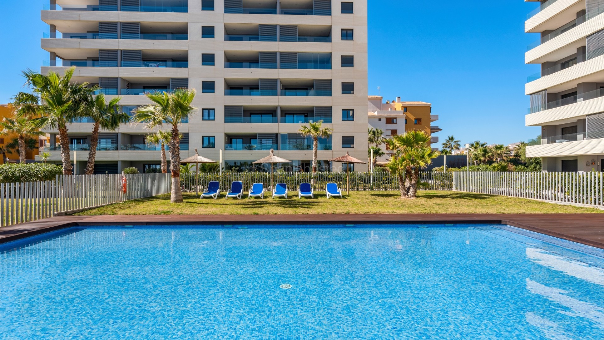 Segunda mano - Apartamento -
Orihuela Costa - Punta Prima