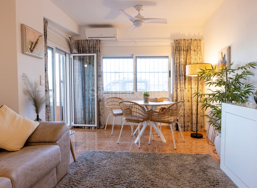 Segunda mano - Apartamento -
Punta Prima