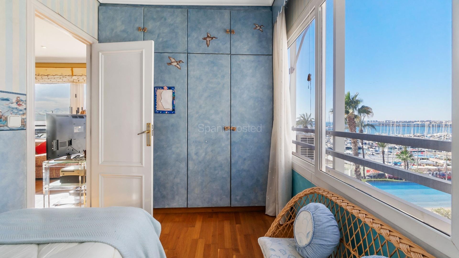 Segunda mano - Apartamento -
Torrevieja - Centro - Muelle Pesquero