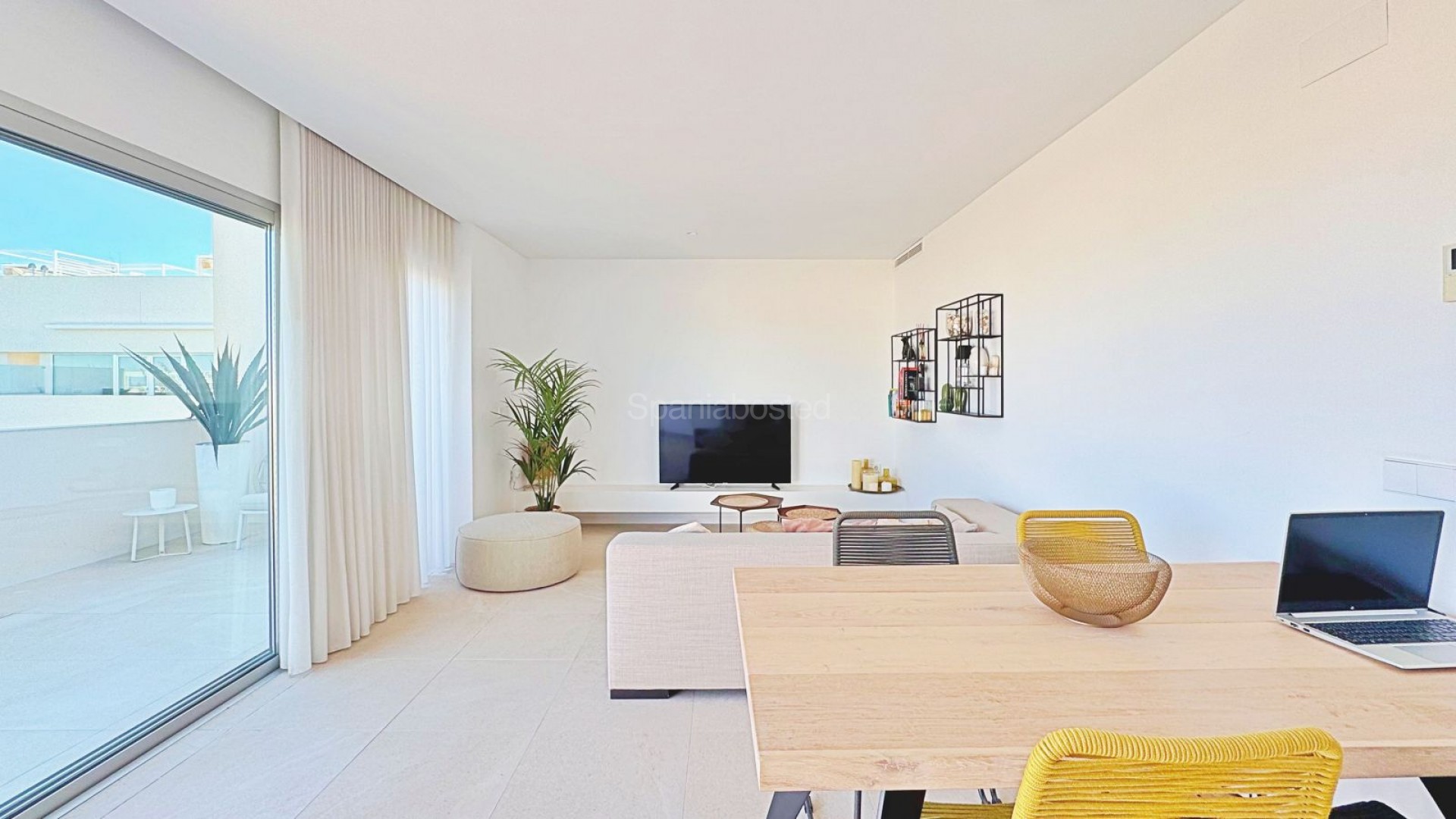 Segunda mano - Apartamento -
Torrevieja - Los Balcones