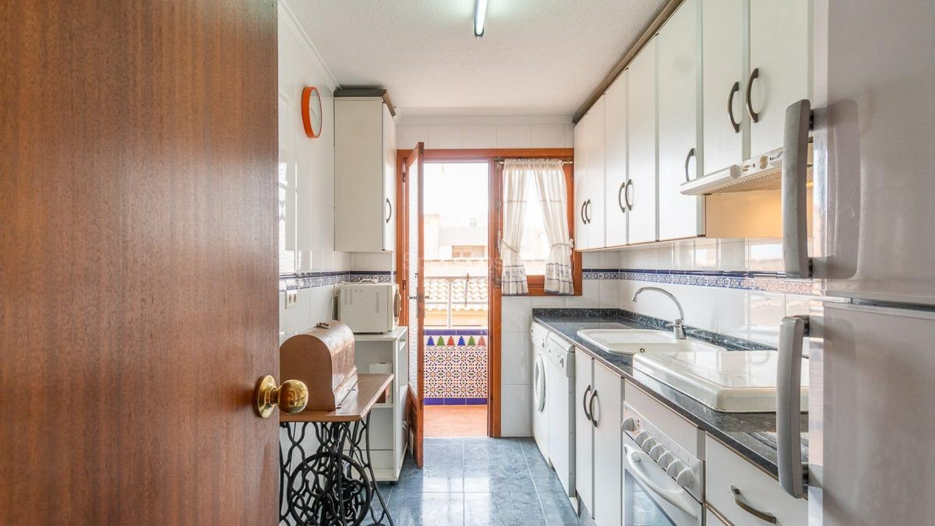 Segunda mano - Apartamento -
Torrevieja - Playa de los Naufragos