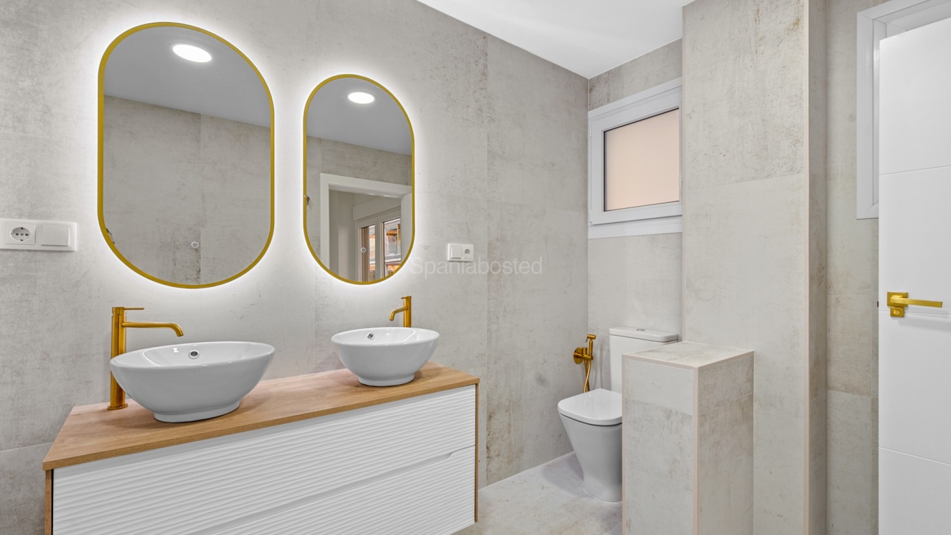 Segunda mano - Apartamento -
Torrevieja - Playa del Acequión