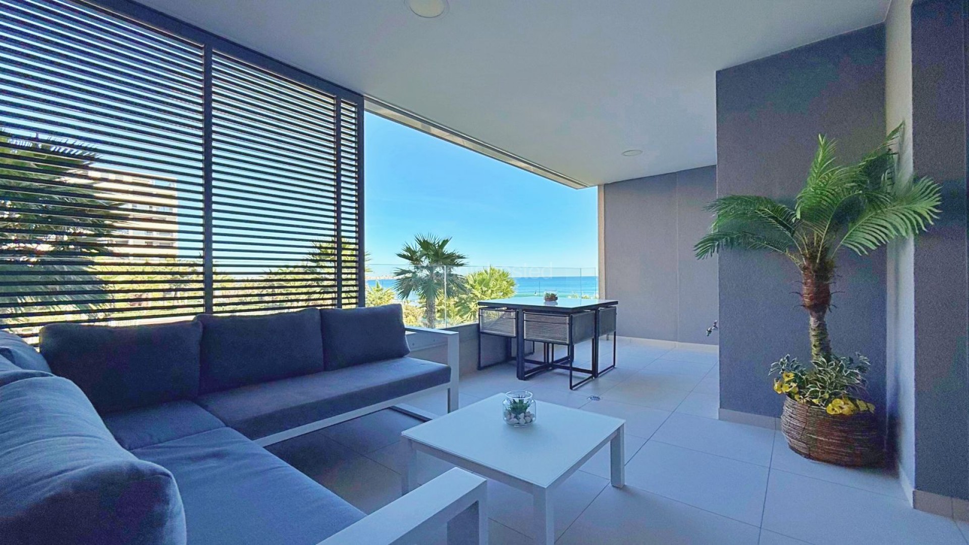 Segunda mano - Apartamento -
Torrevieja - Punta Prima