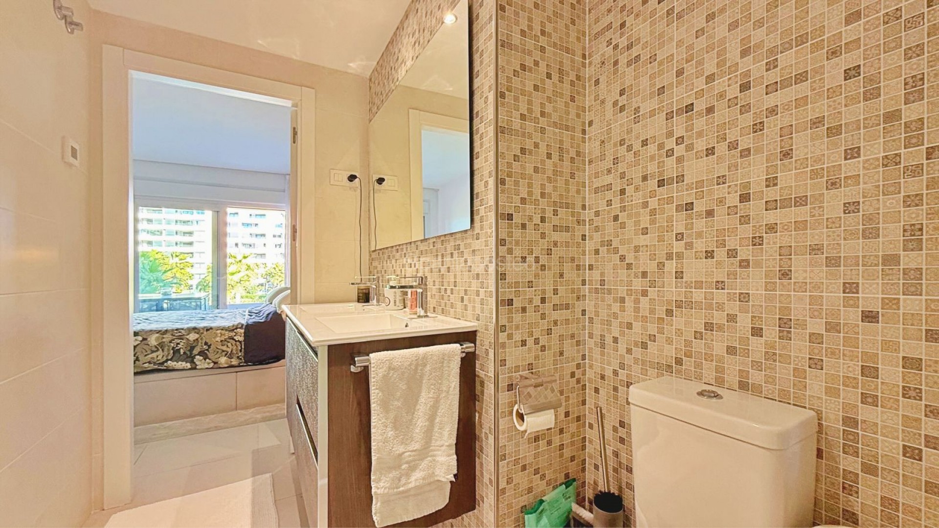 Segunda mano - Apartamento -
Torrevieja - Punta Prima