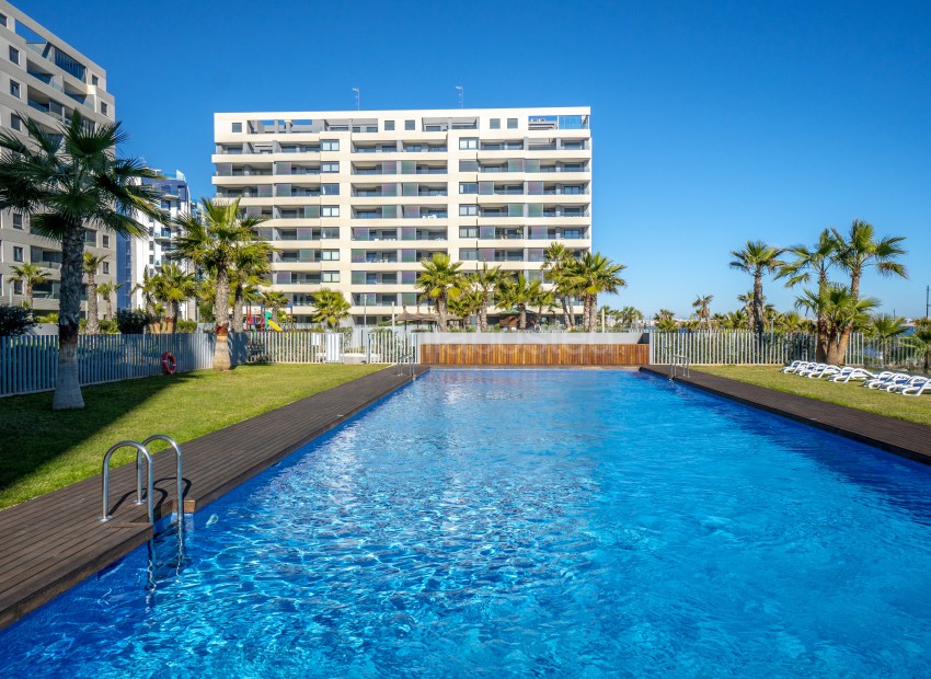 Segunda mano - Apartamento -
Torrevieja - Punta Prima