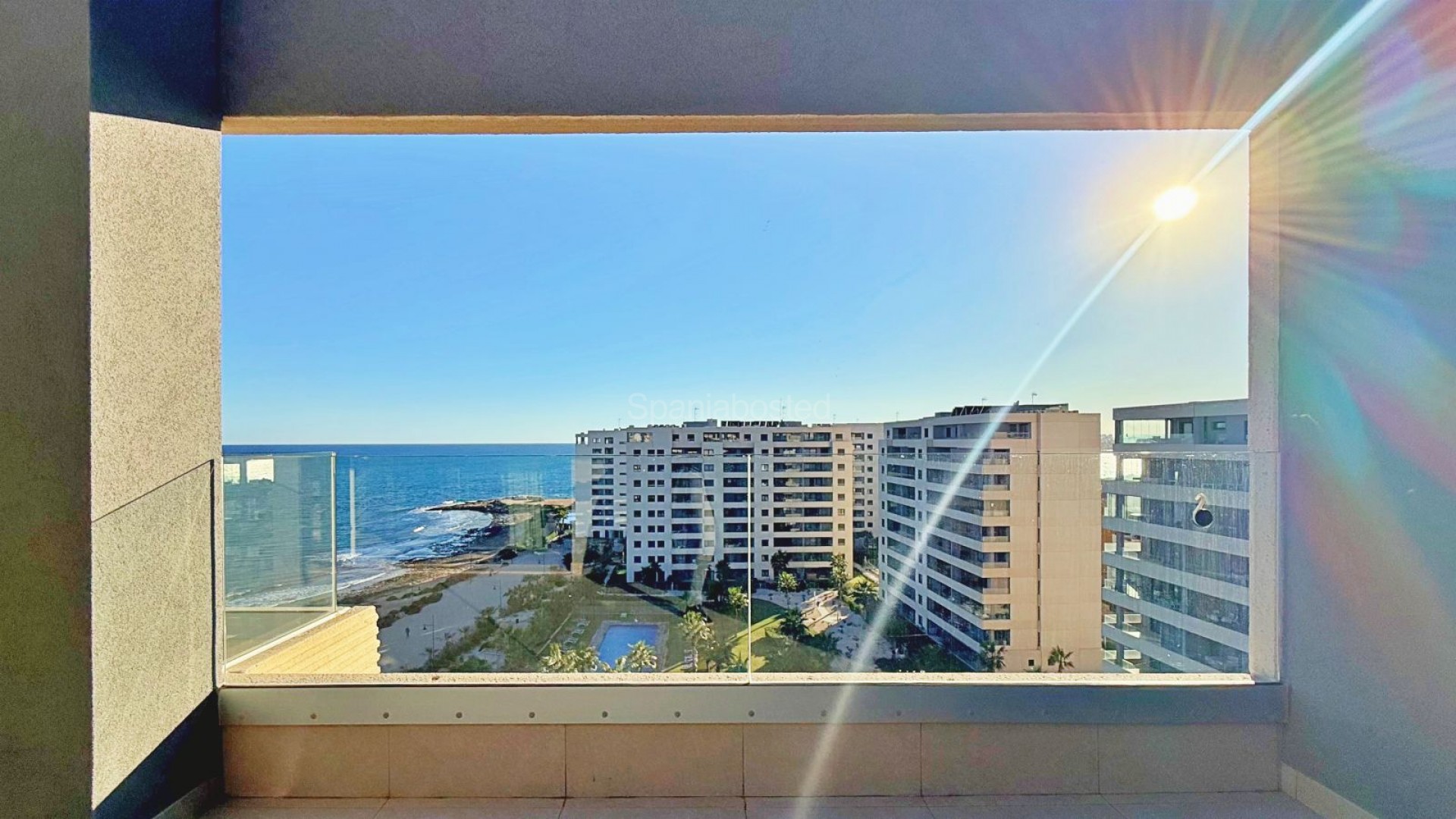 Segunda mano - Apartamento -
Torrevieja - Punta Prima