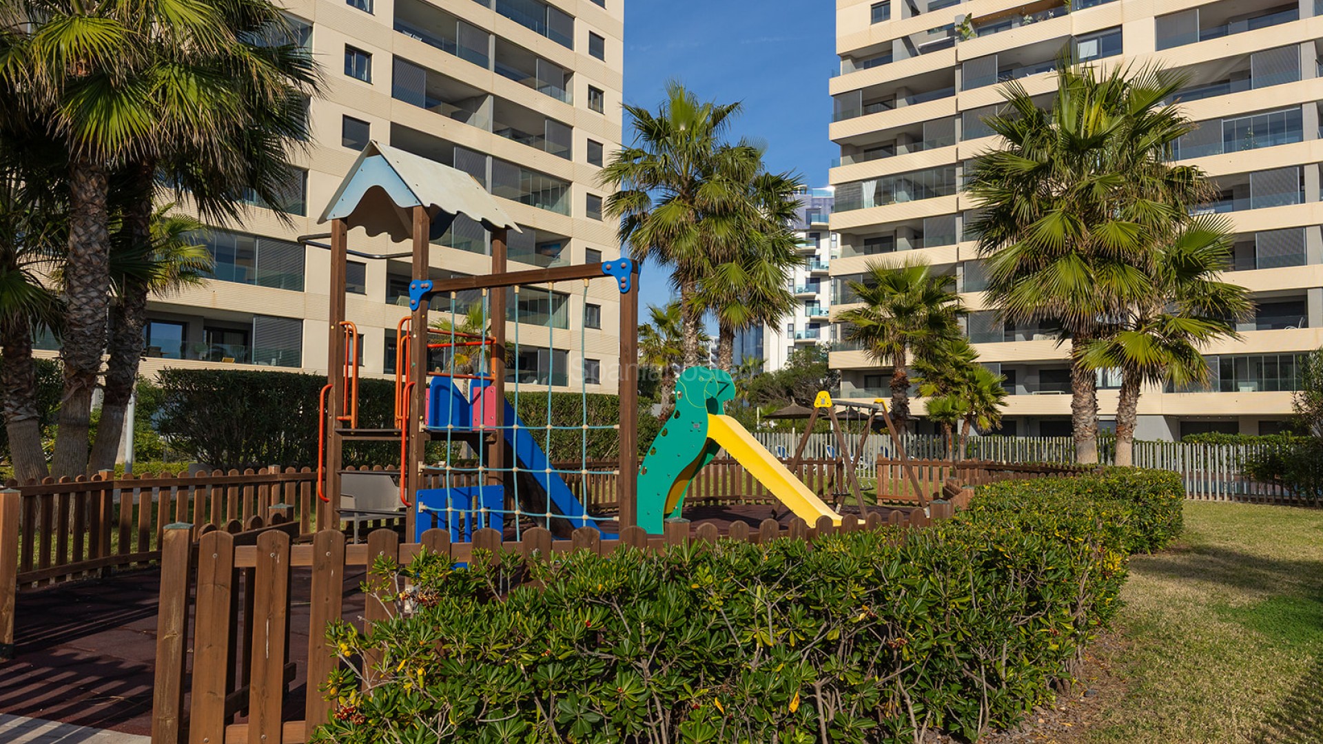 Segunda mano - Apartamento -
Torrevieja - Punta Prima