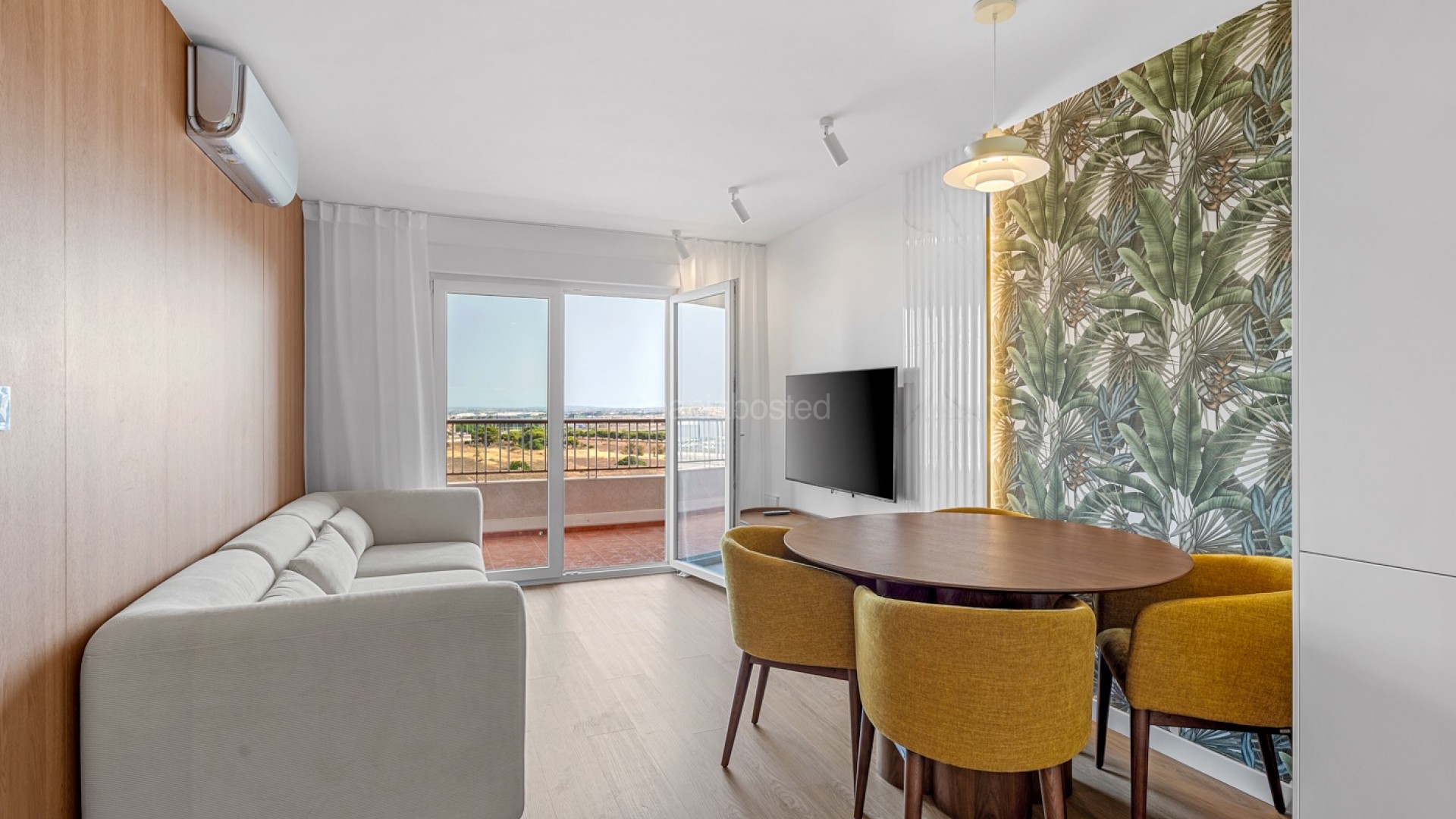 Segunda mano - Apartamento -
Torrevieja - Punta Prima