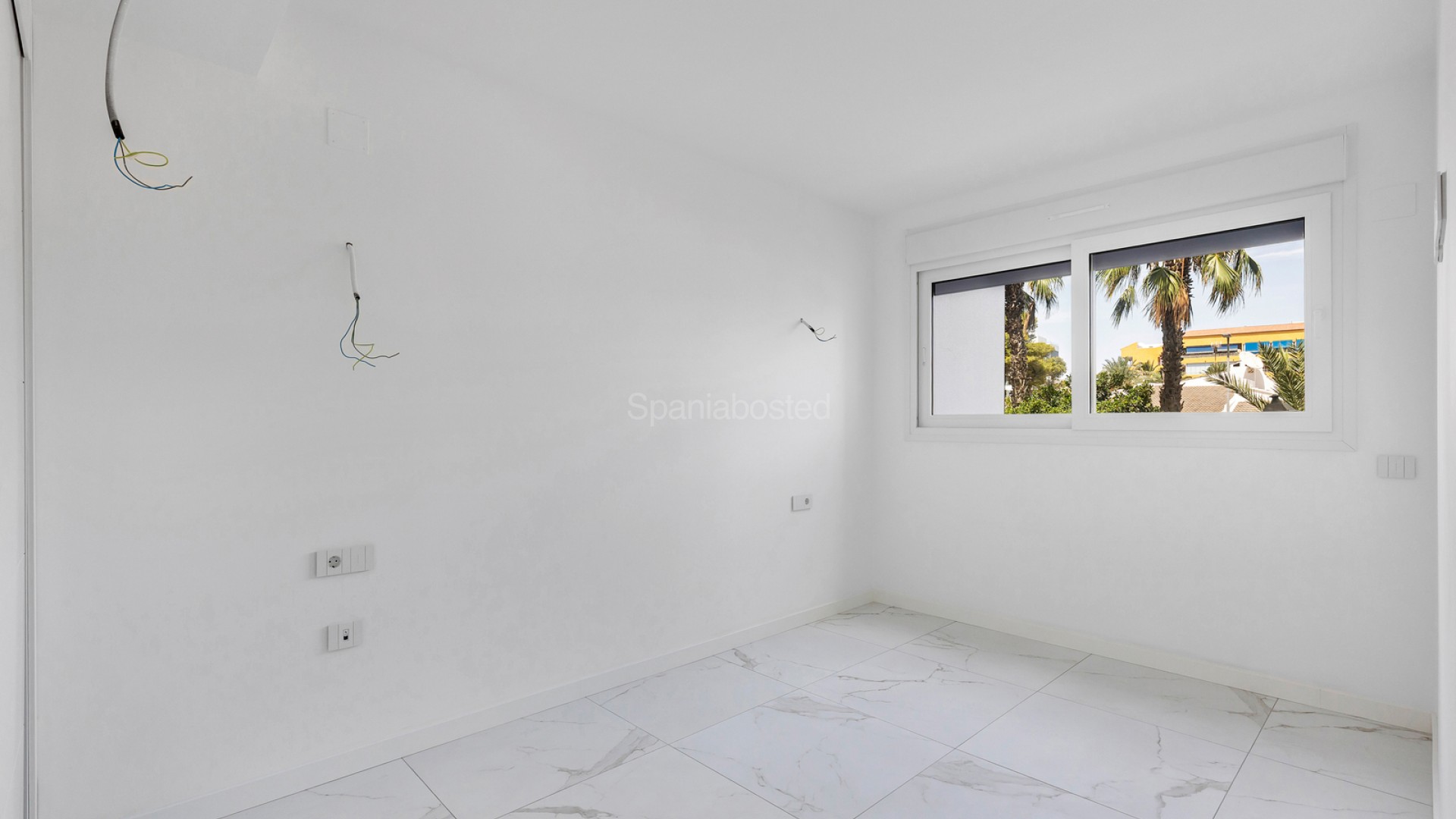 Segunda mano - Apartamento -
Torrevieja - Punta Prima