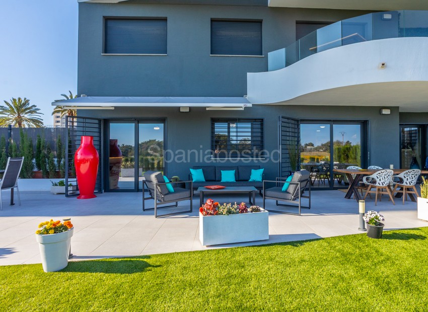 Segunda mano - Apartamento -
Torrevieja - Rocio del Mar