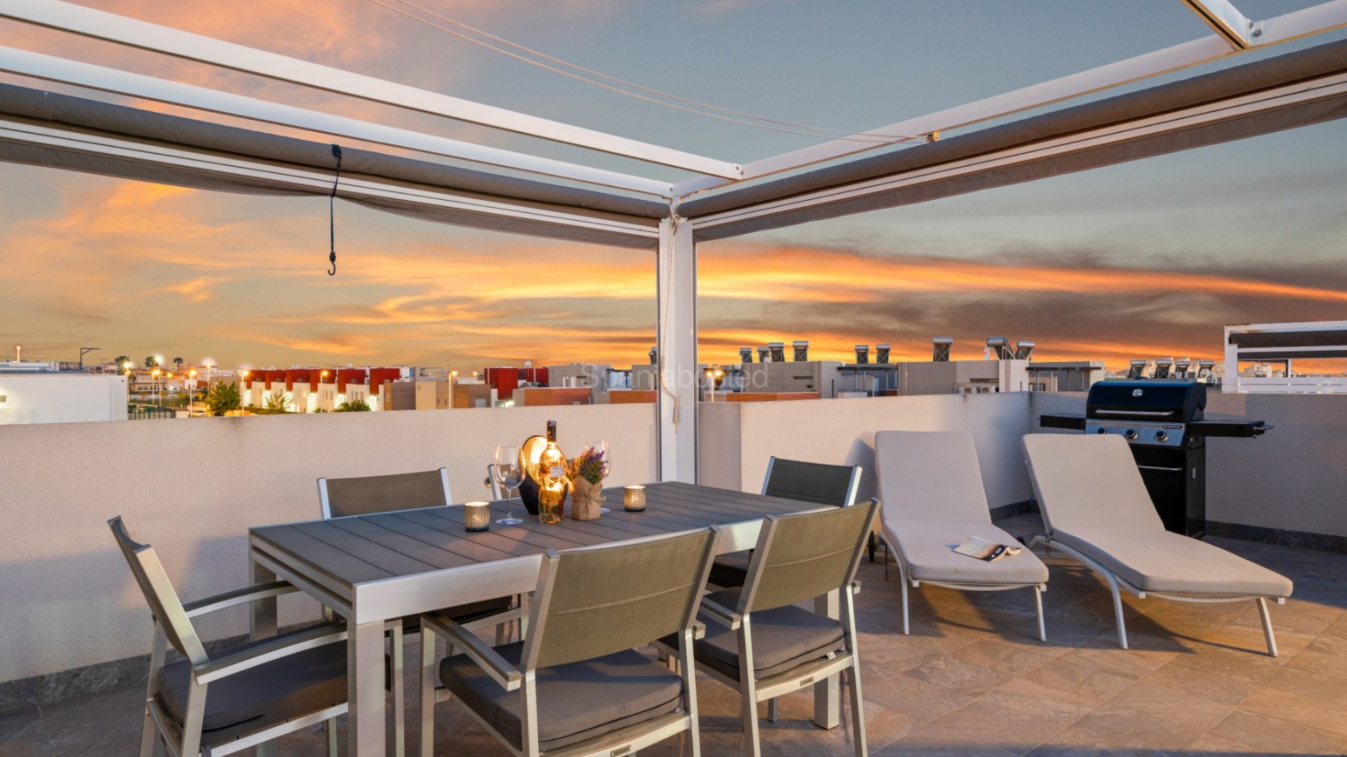 Segunda mano - Apartamento -
Torrevieja