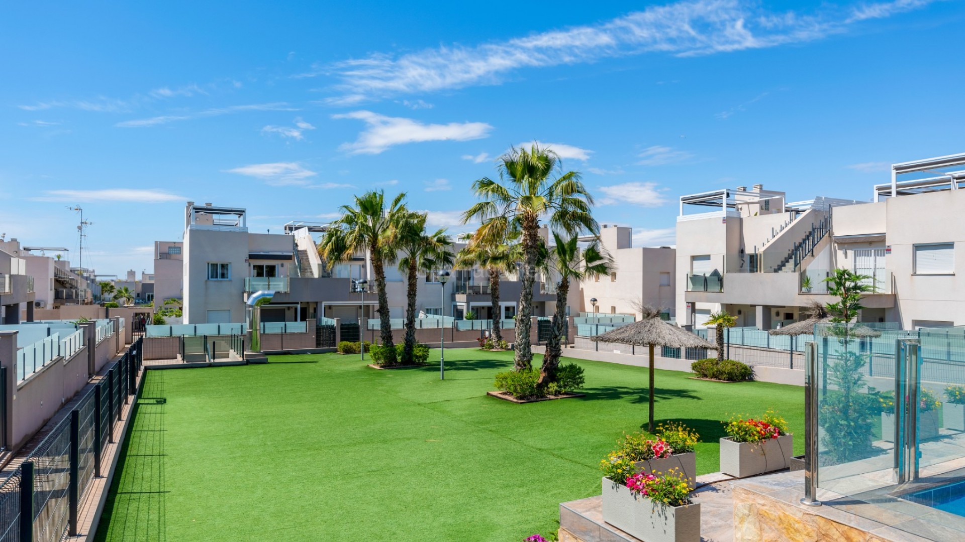 Segunda mano - Apartamento -
Torrevieja