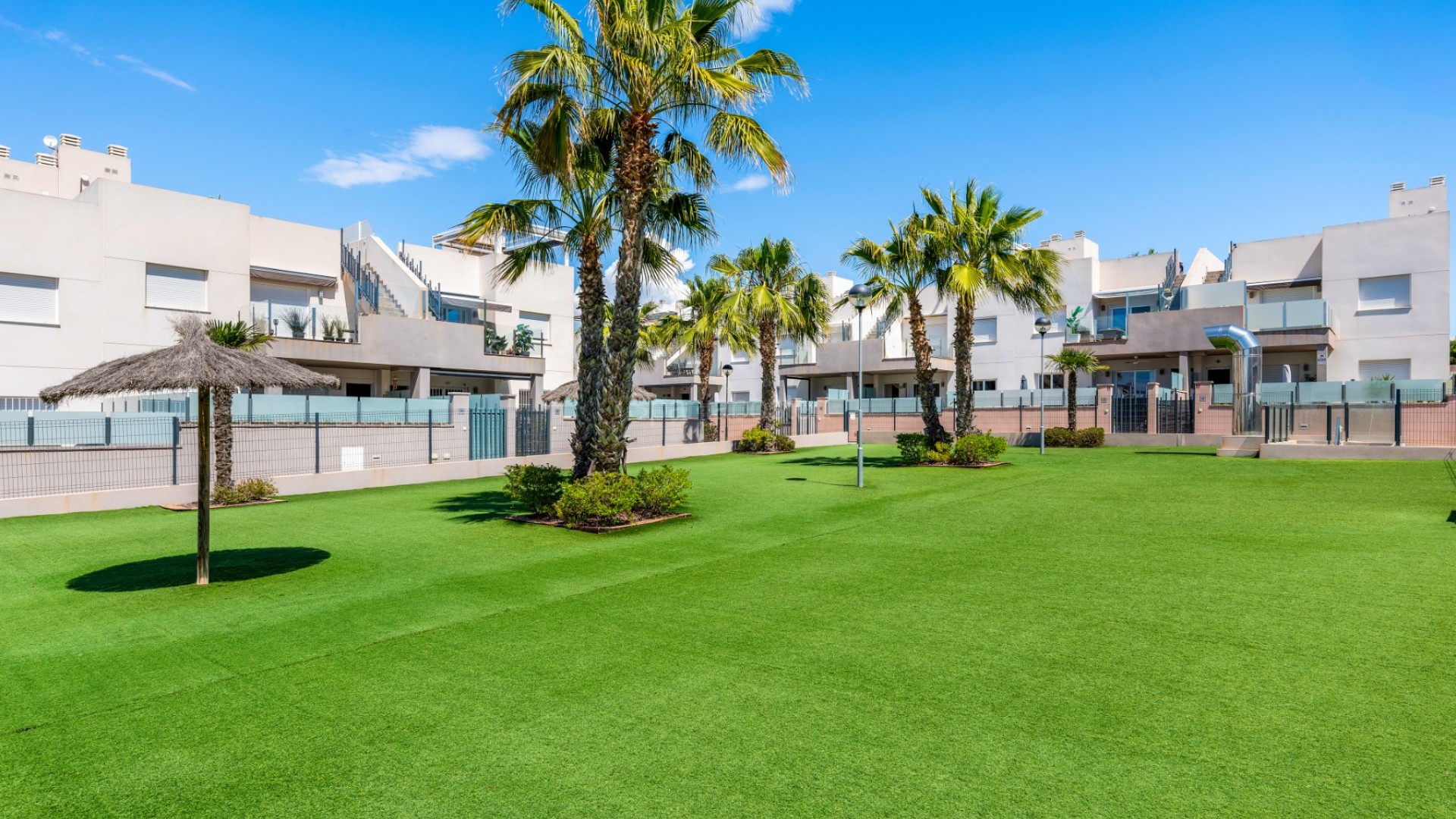 Segunda mano - Apartamento -
Torrevieja