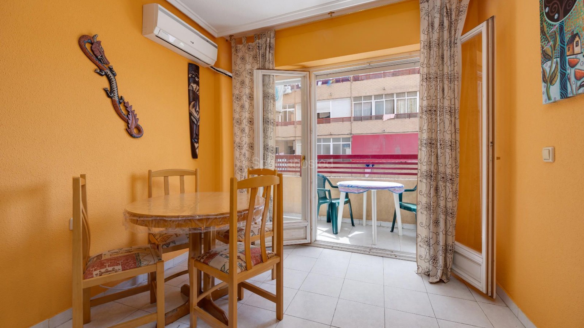 Segunda mano - Apartamento -
Torrevieja